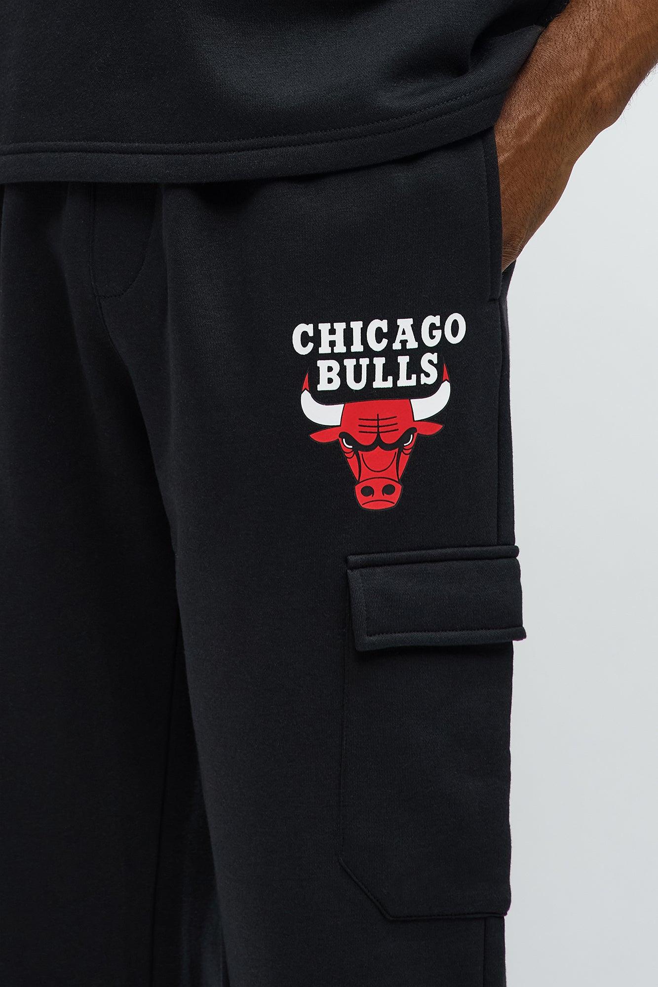 Bulls Cargo Sweatpants - Black Product Image