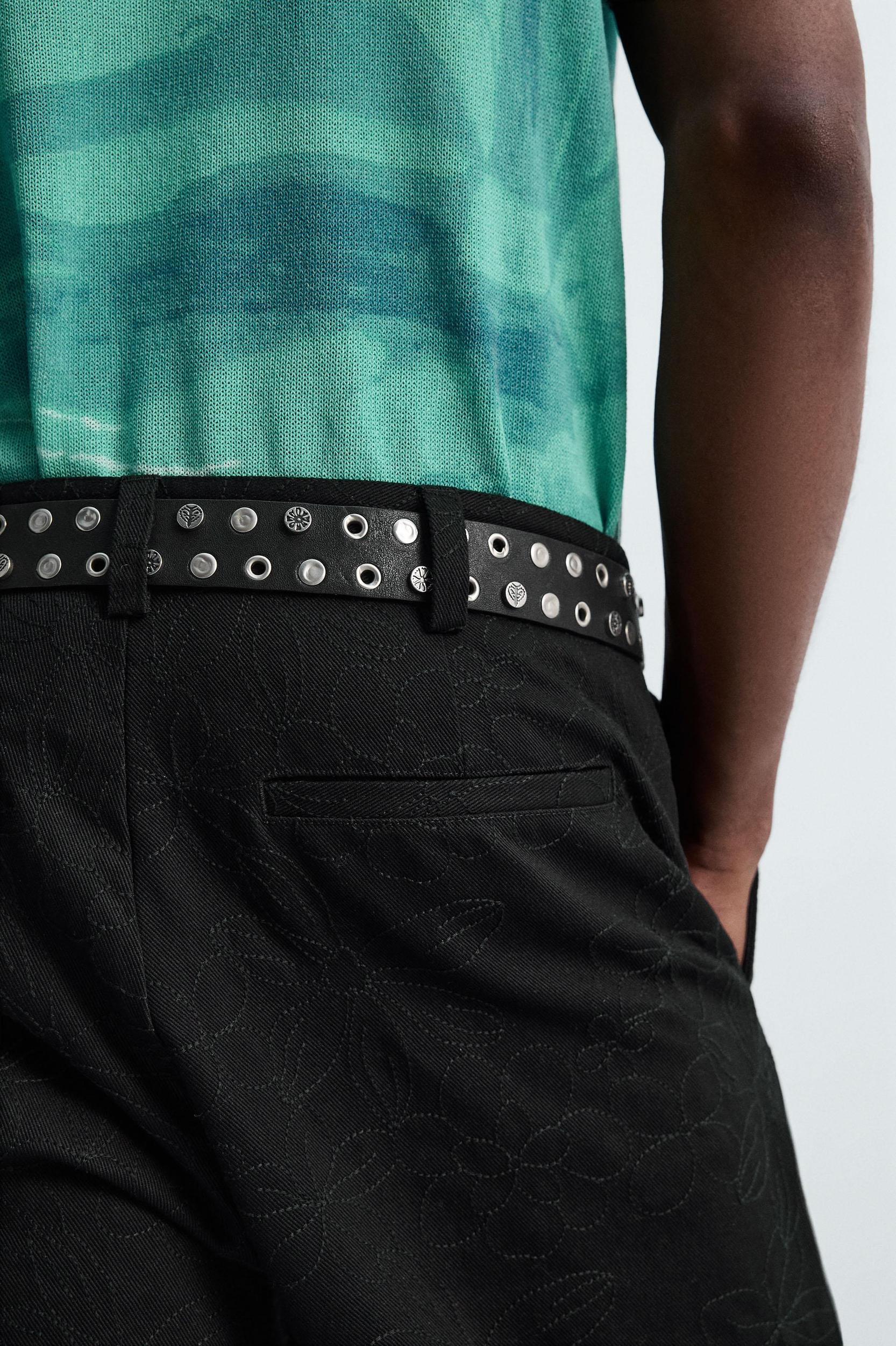 FLORAL EMBROIDERY PANTS Product Image