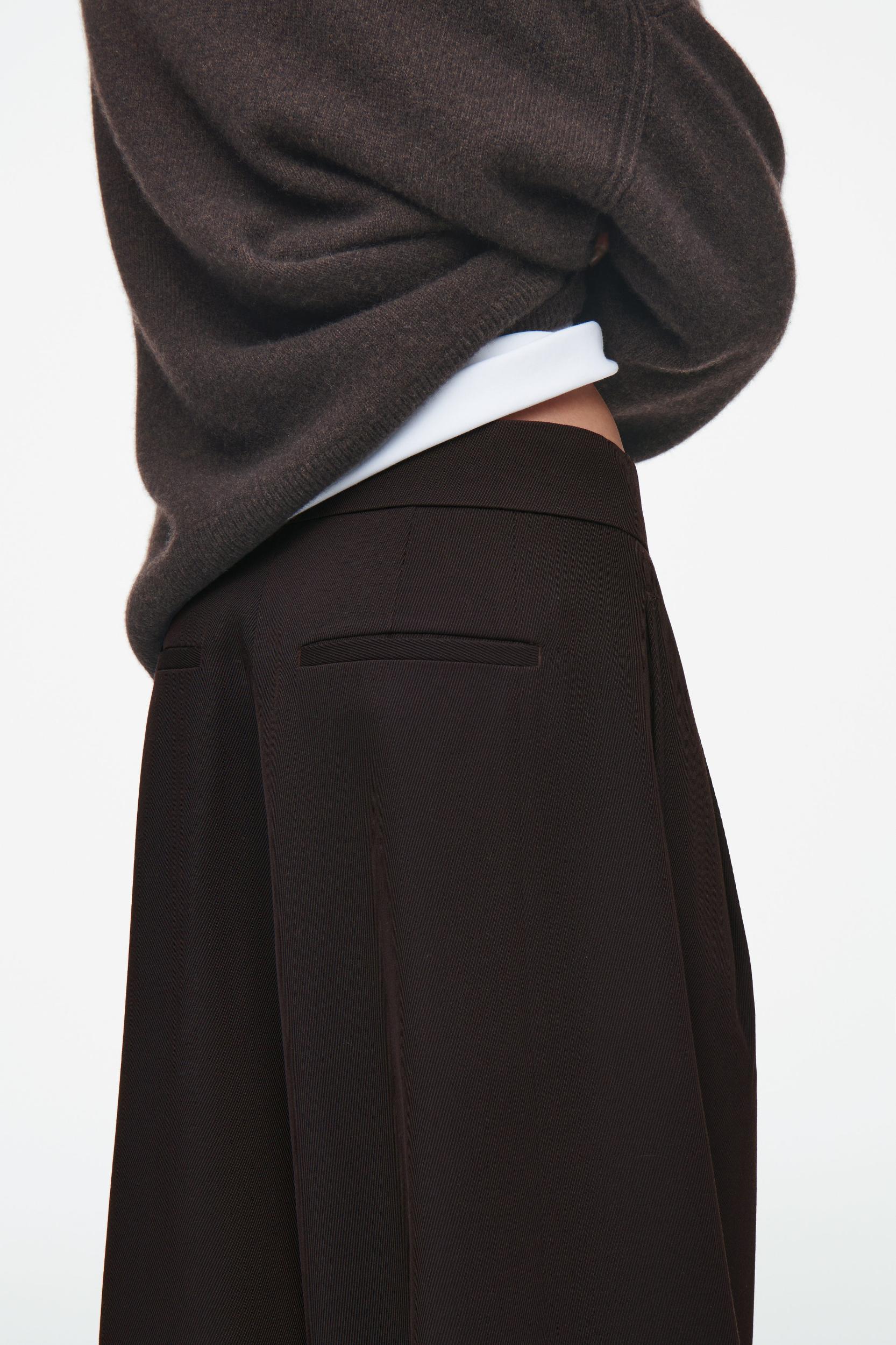 RELAXED WOOL-BLEND WIDE-LEG PANTS Product Image