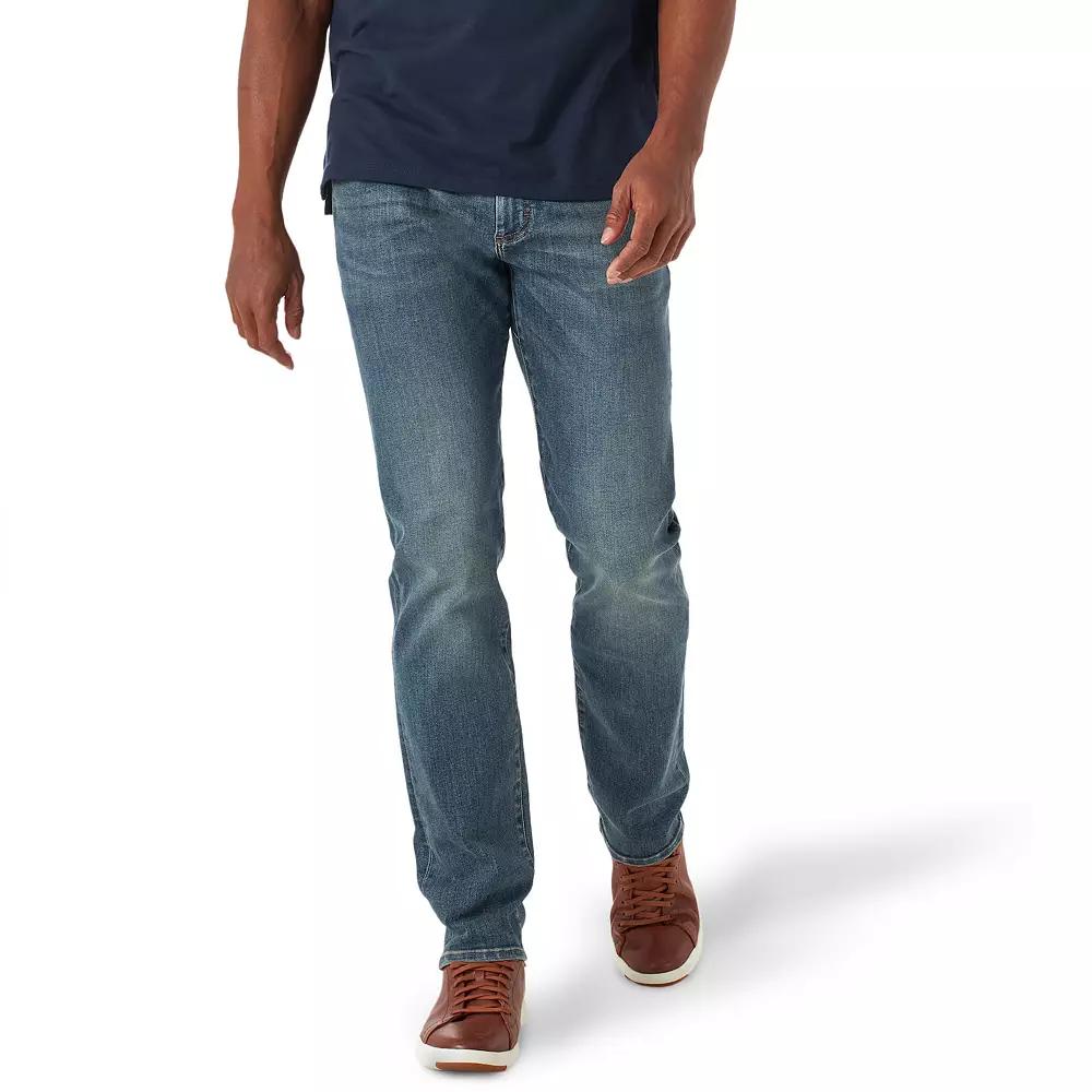 Men's Lee® Extreme Motion Straight-Leg Jeans,  Product Image