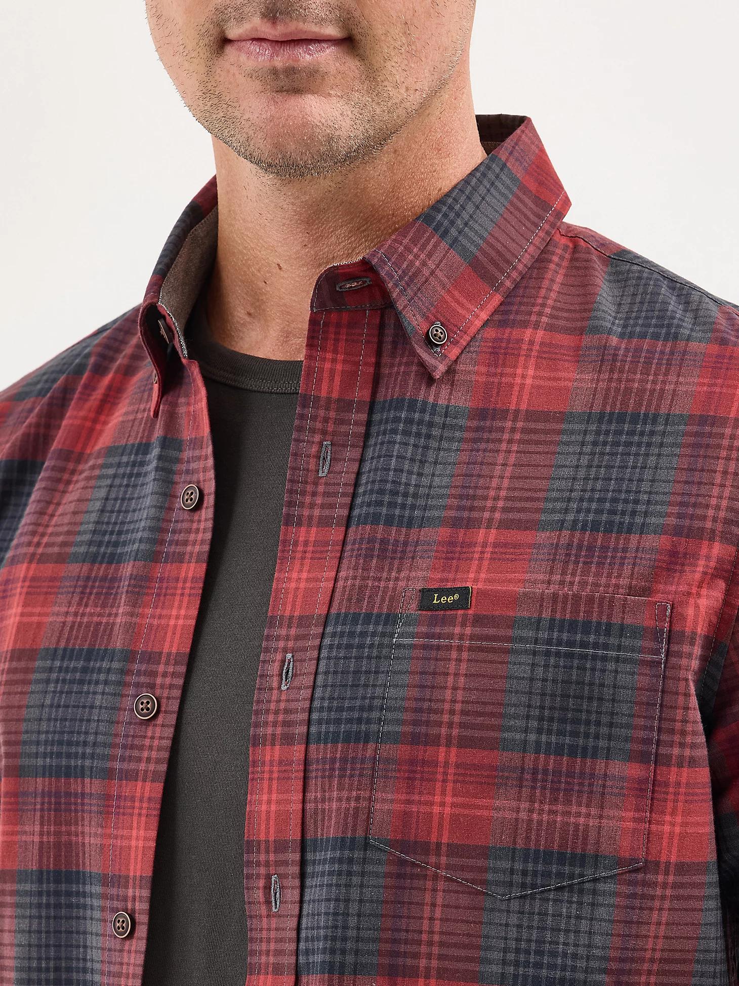 Men's Poplin Long Sleeve Plaid Shirt | Men's Tops | Lee® Product Image