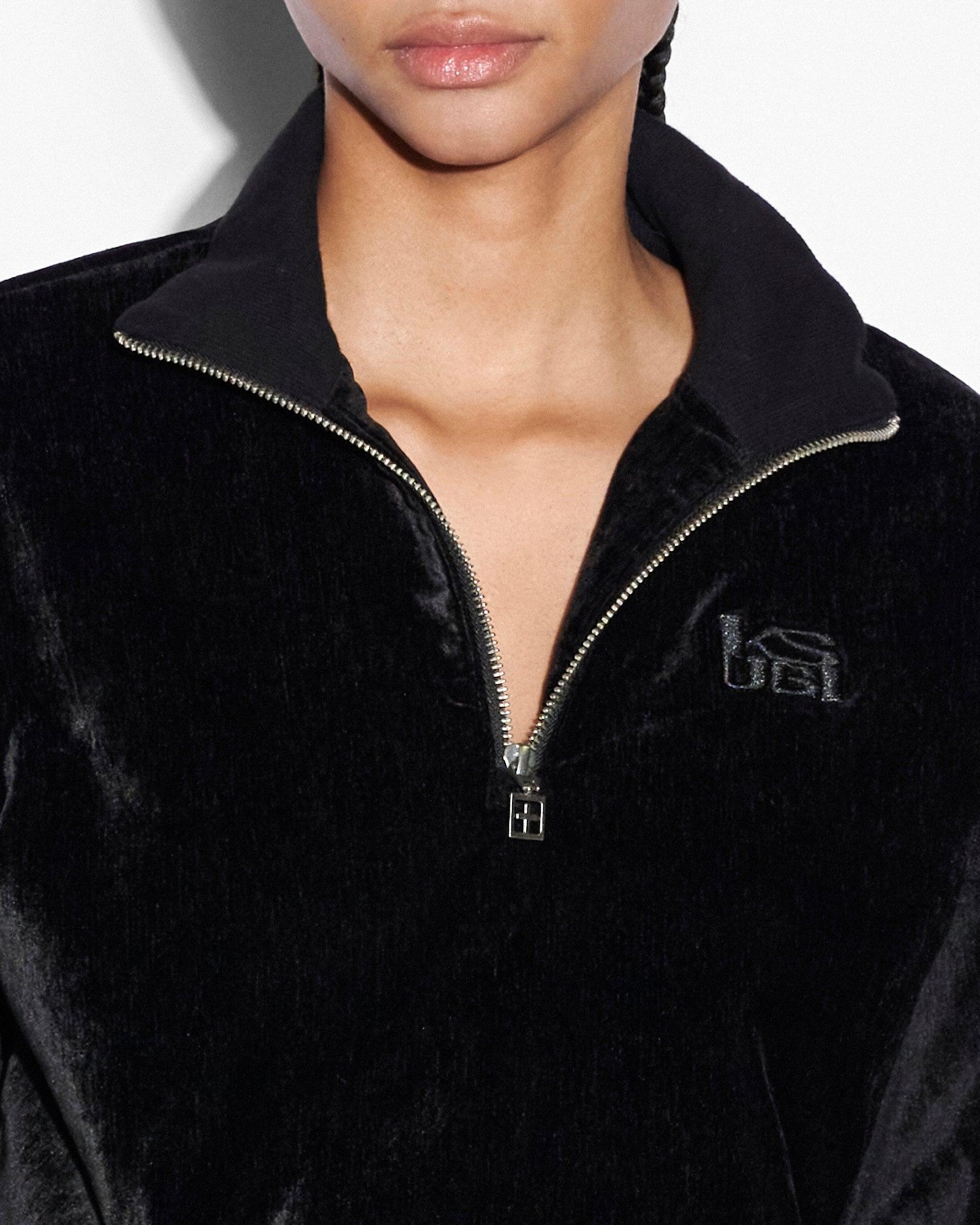 RICHIE HALF ZIP CROP BLACK Female Product Image