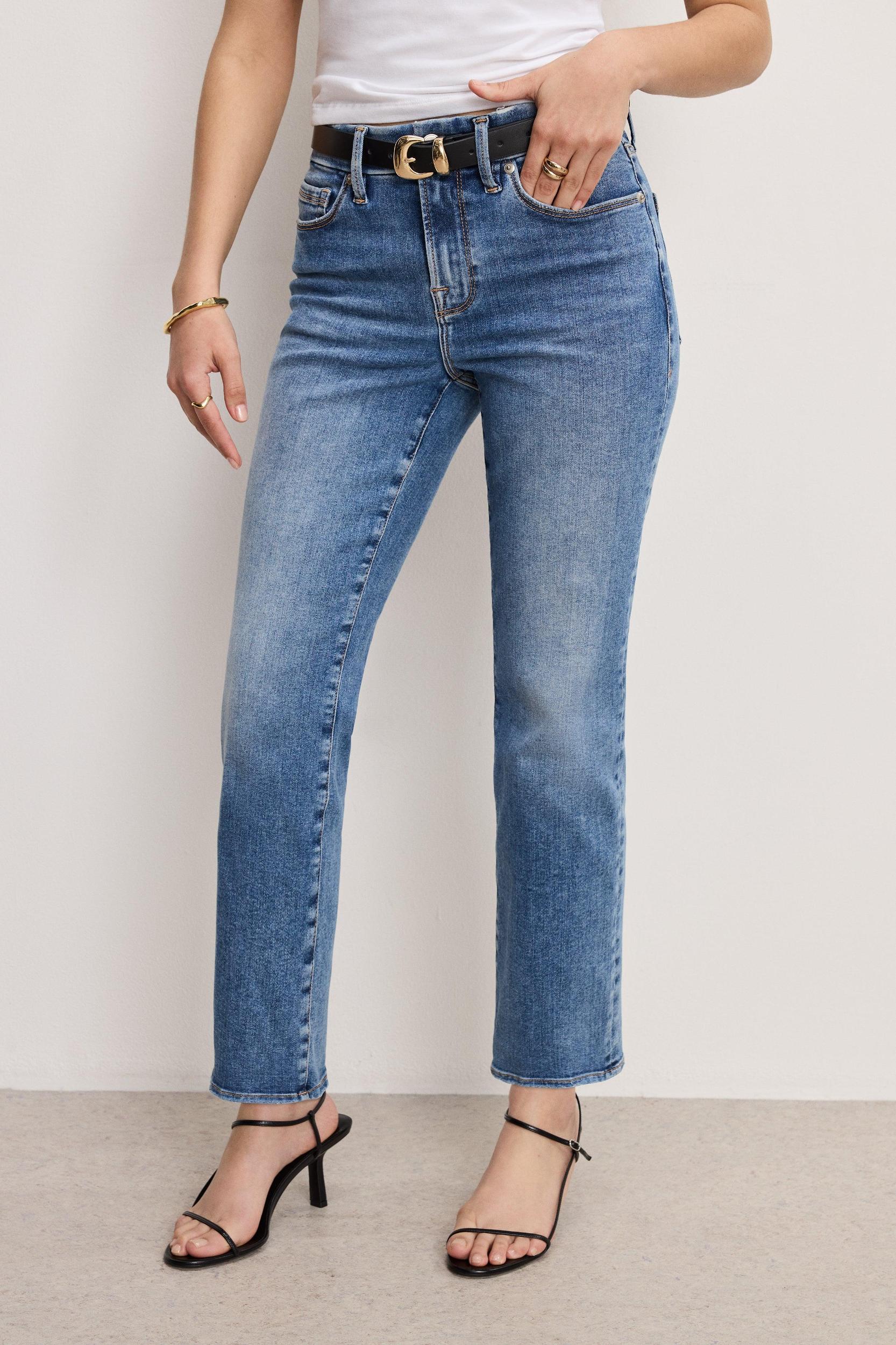 ALWAYS FITS GOOD PETITE STRAIGHT JEANS | INDIGO316 Product Image