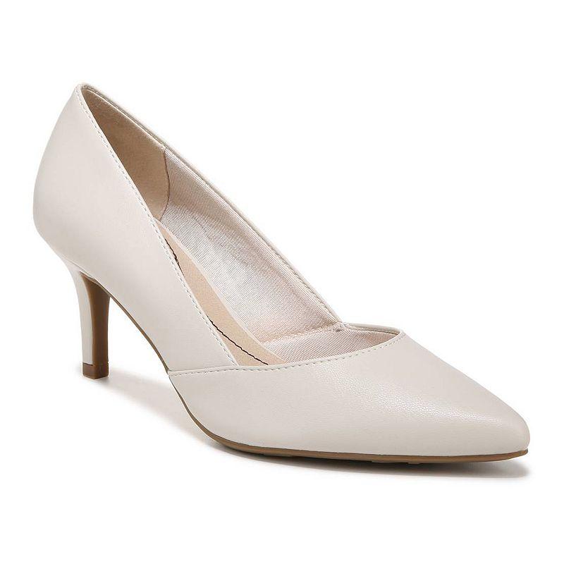 LifeStride Savvy Women's Pumps,  Product Image
