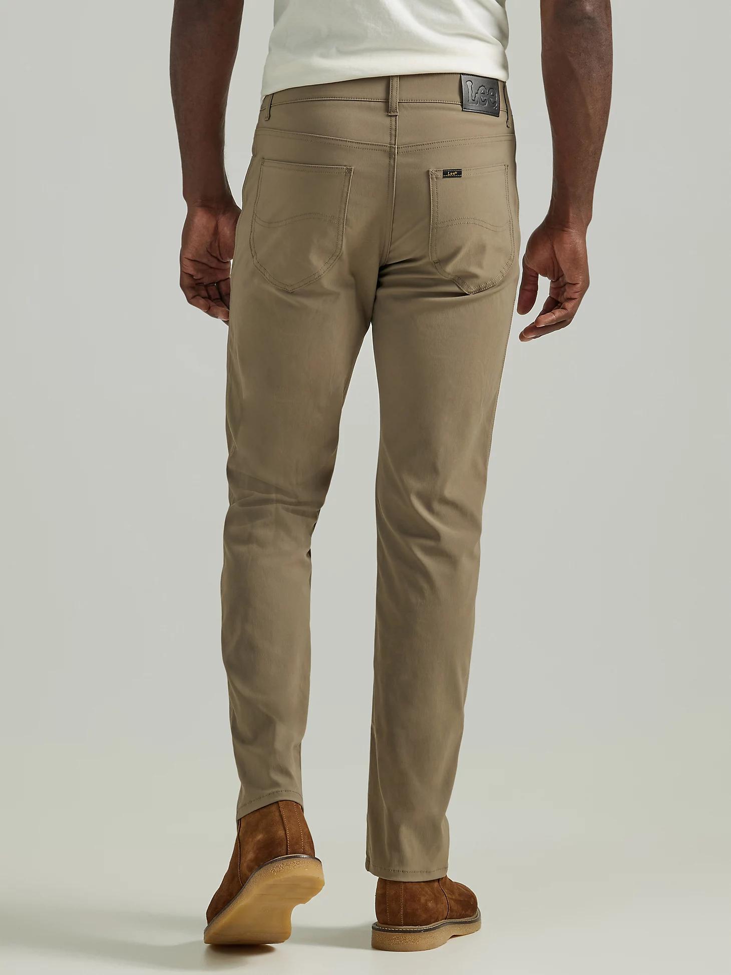 Men's Extreme Motion 4-Way Stretch Performance Pant | Men's Pants | Lee® Product Image