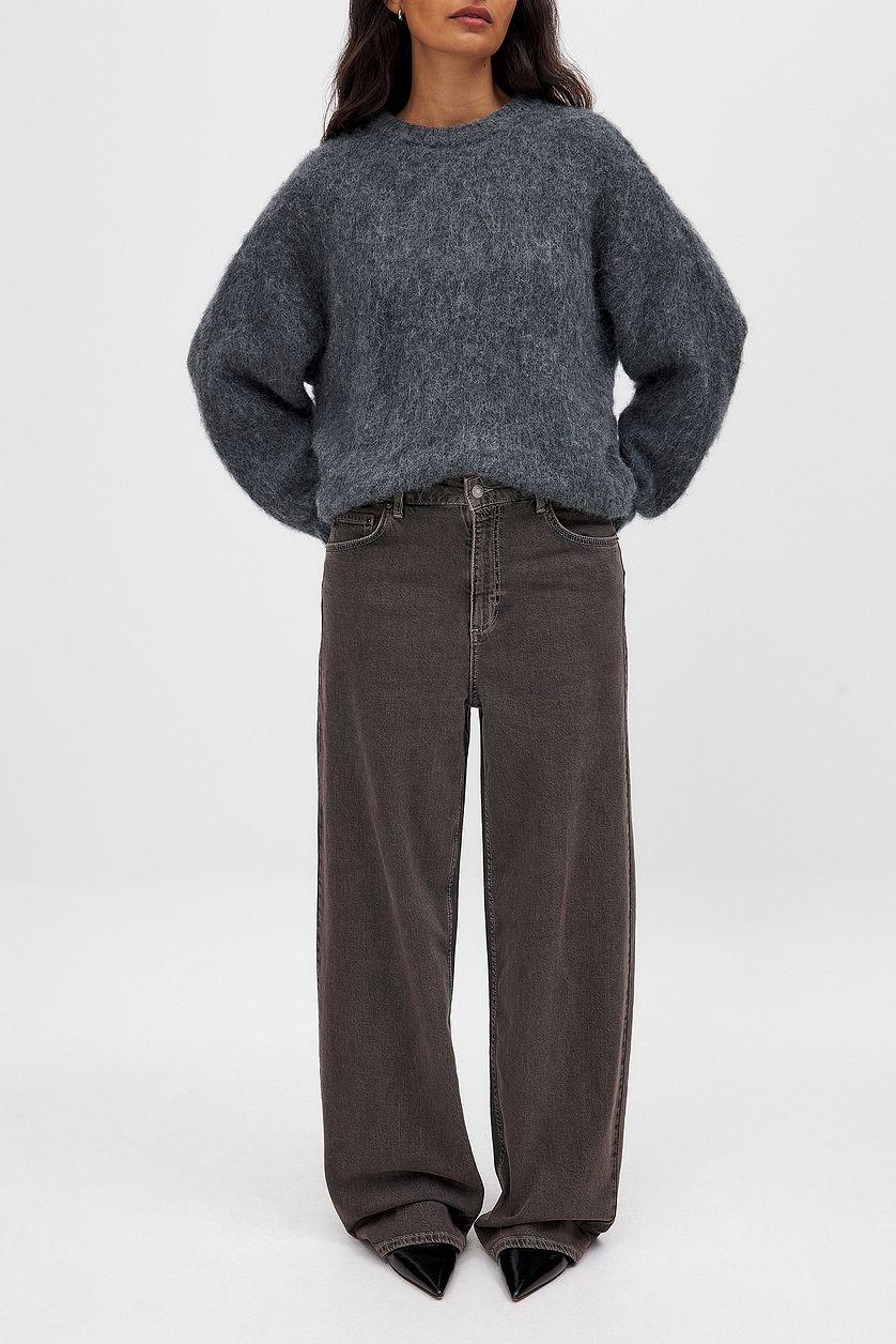 Low Waist Wide Leg Jeans Product Image