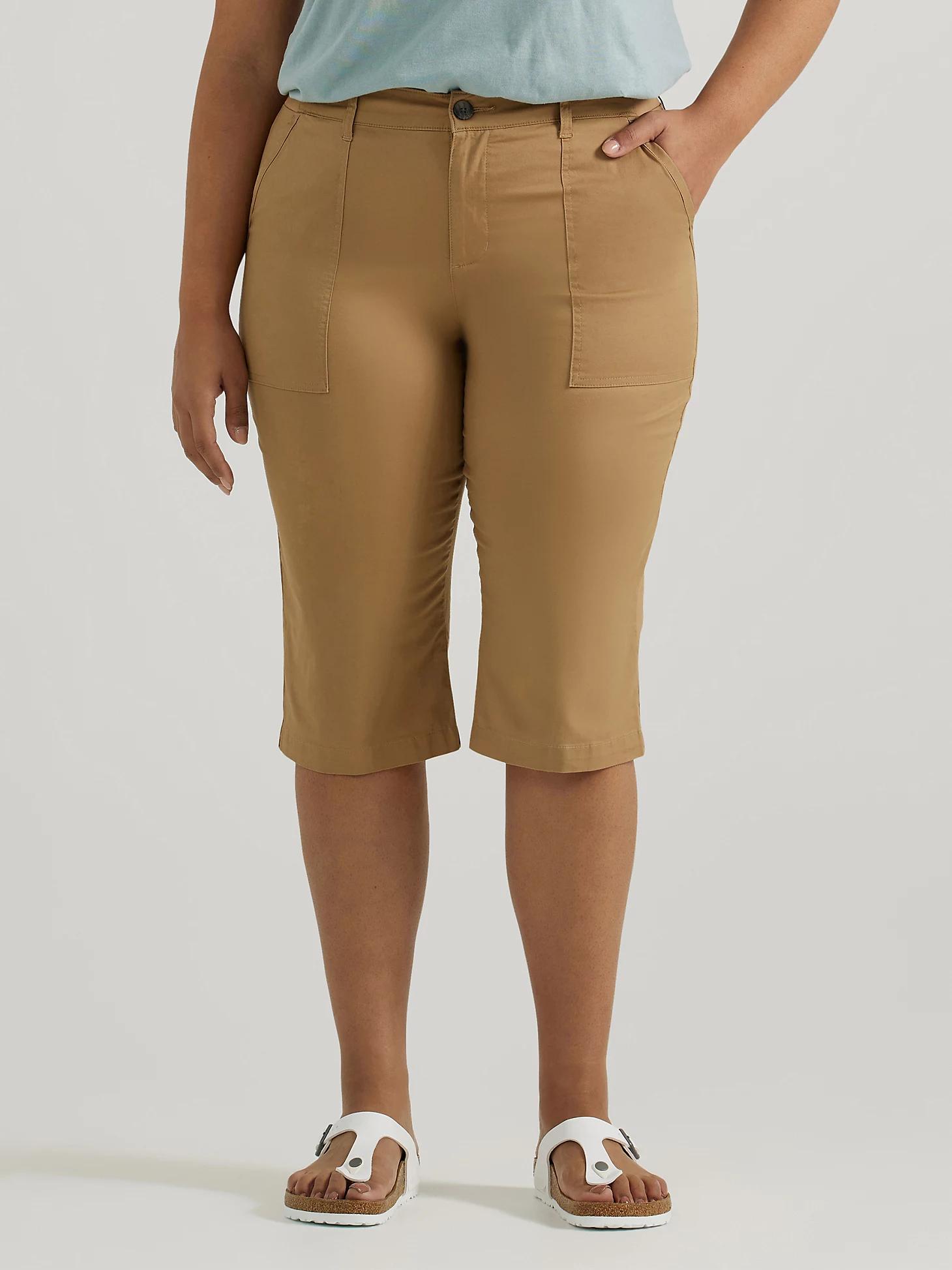 Women's Ultra Lux Comfort with Flex-to-Go Relaxed Fit Utility Skimmer (Plus) | Women's Capris & Crops | Lee® Product Image