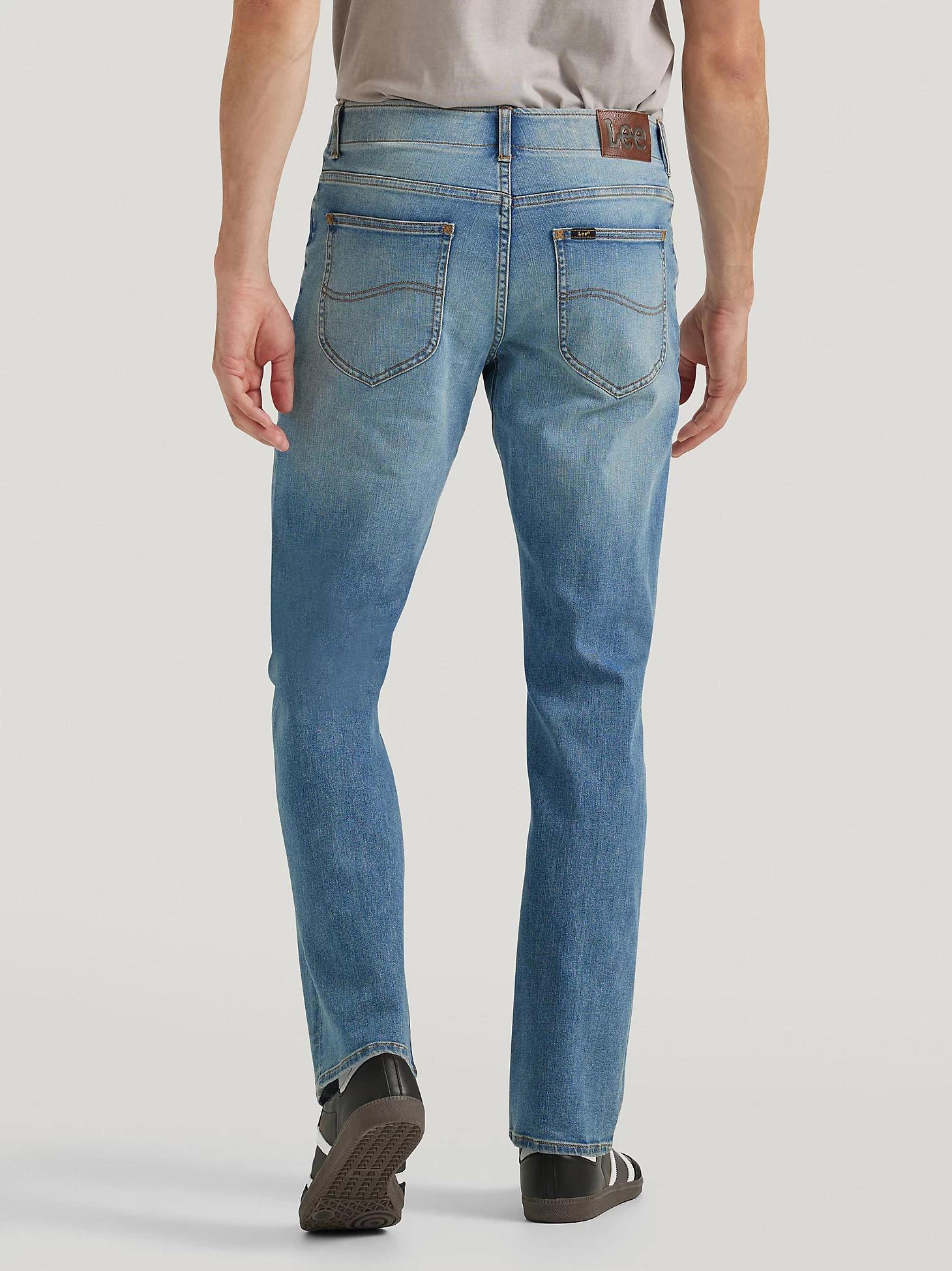 Men's Extreme Motion MVP Regular Straight Jean | Men's Jeans | Lee® Product Image