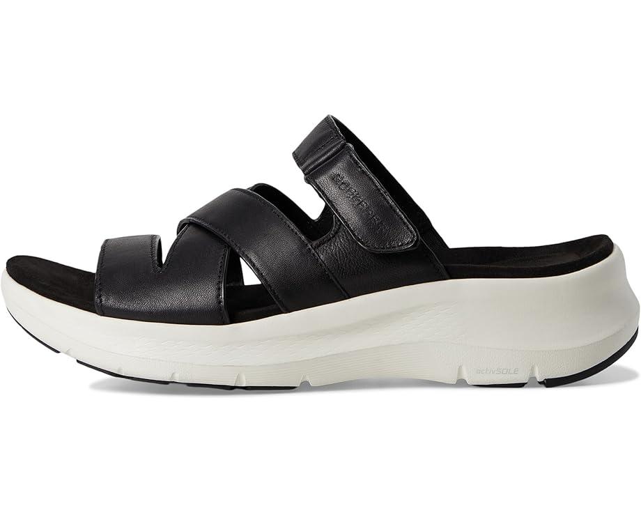 Women's Rockport Qwyn Product Image