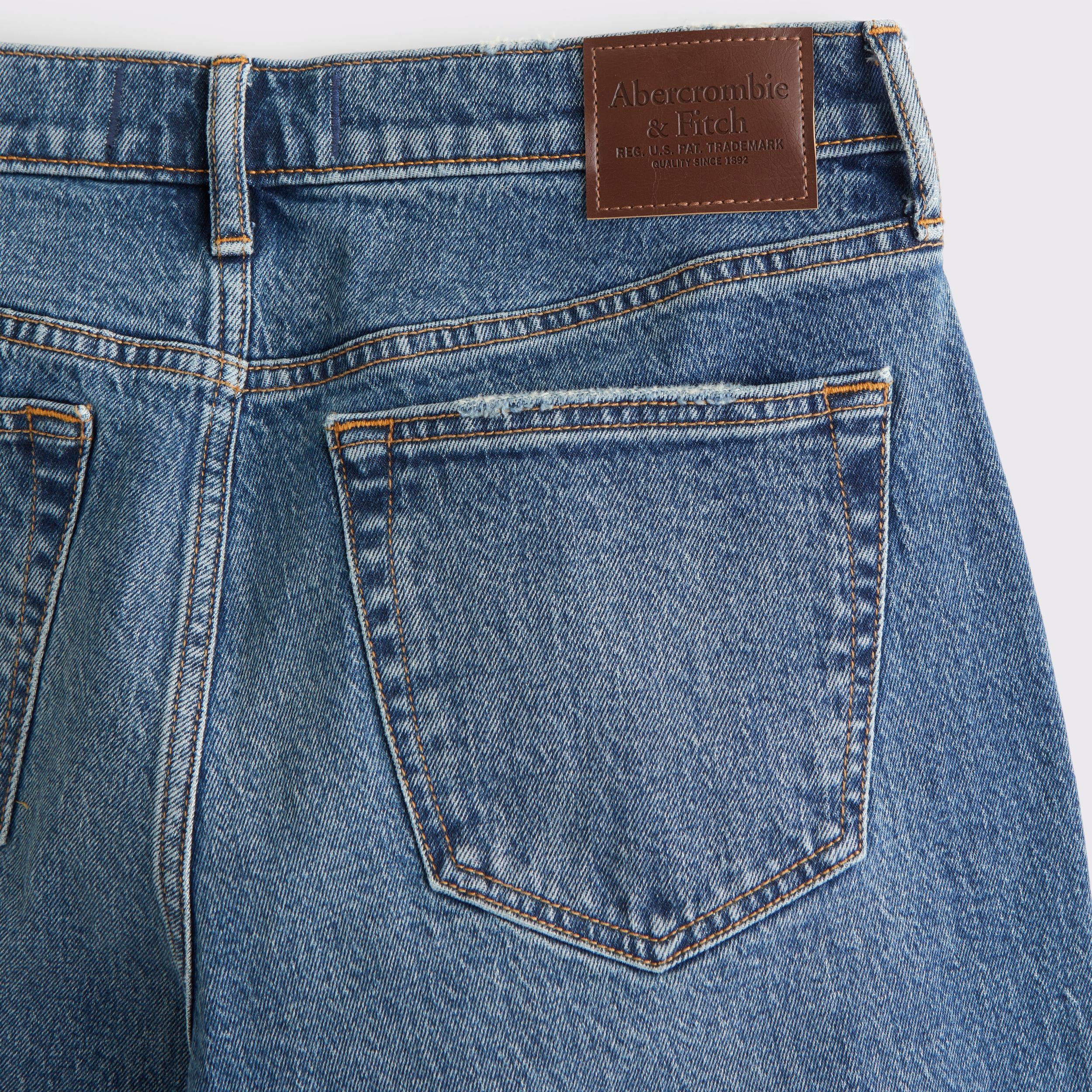 90s Straight Jean Product Image
