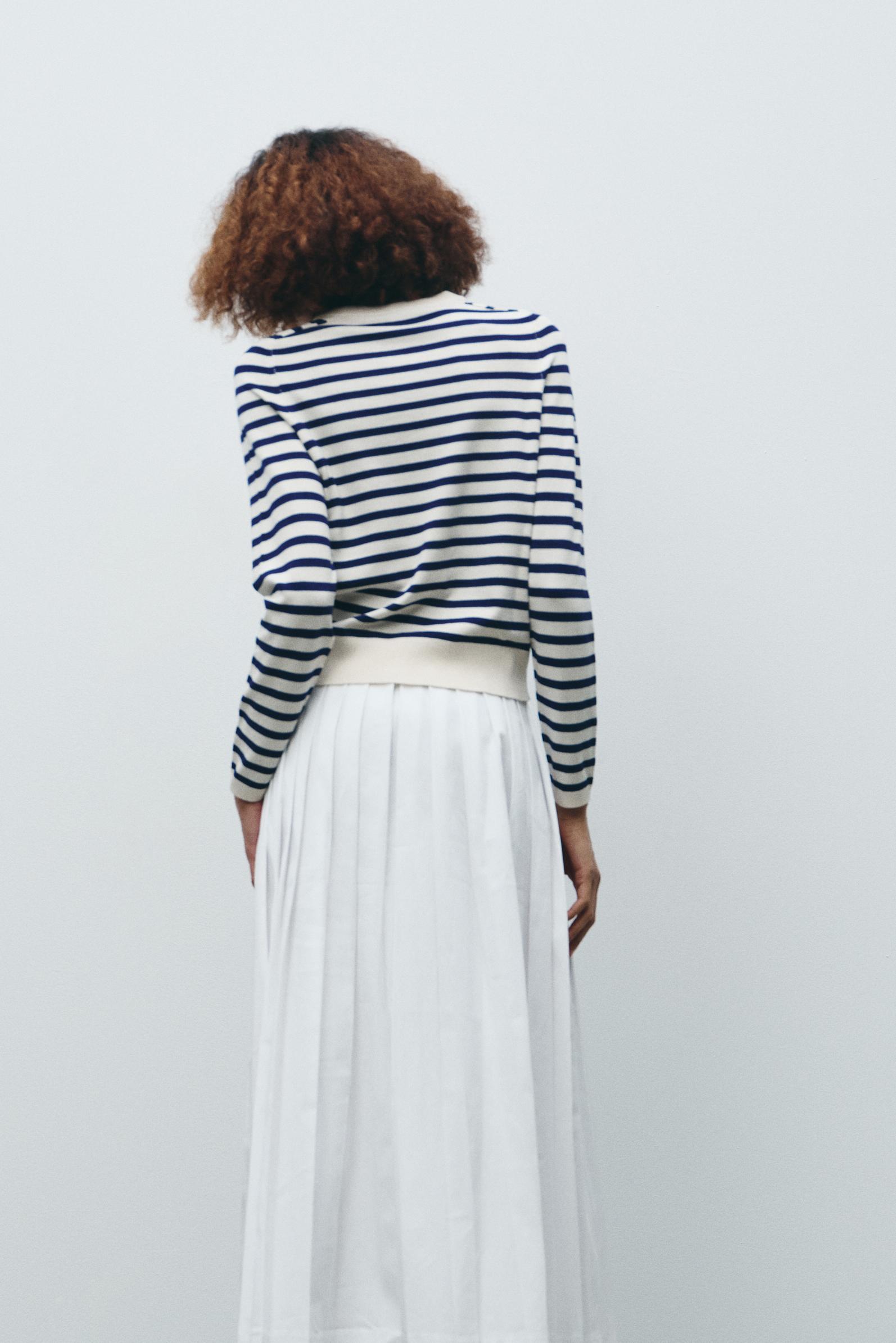 PLEATED MIDI SKIRT Product Image