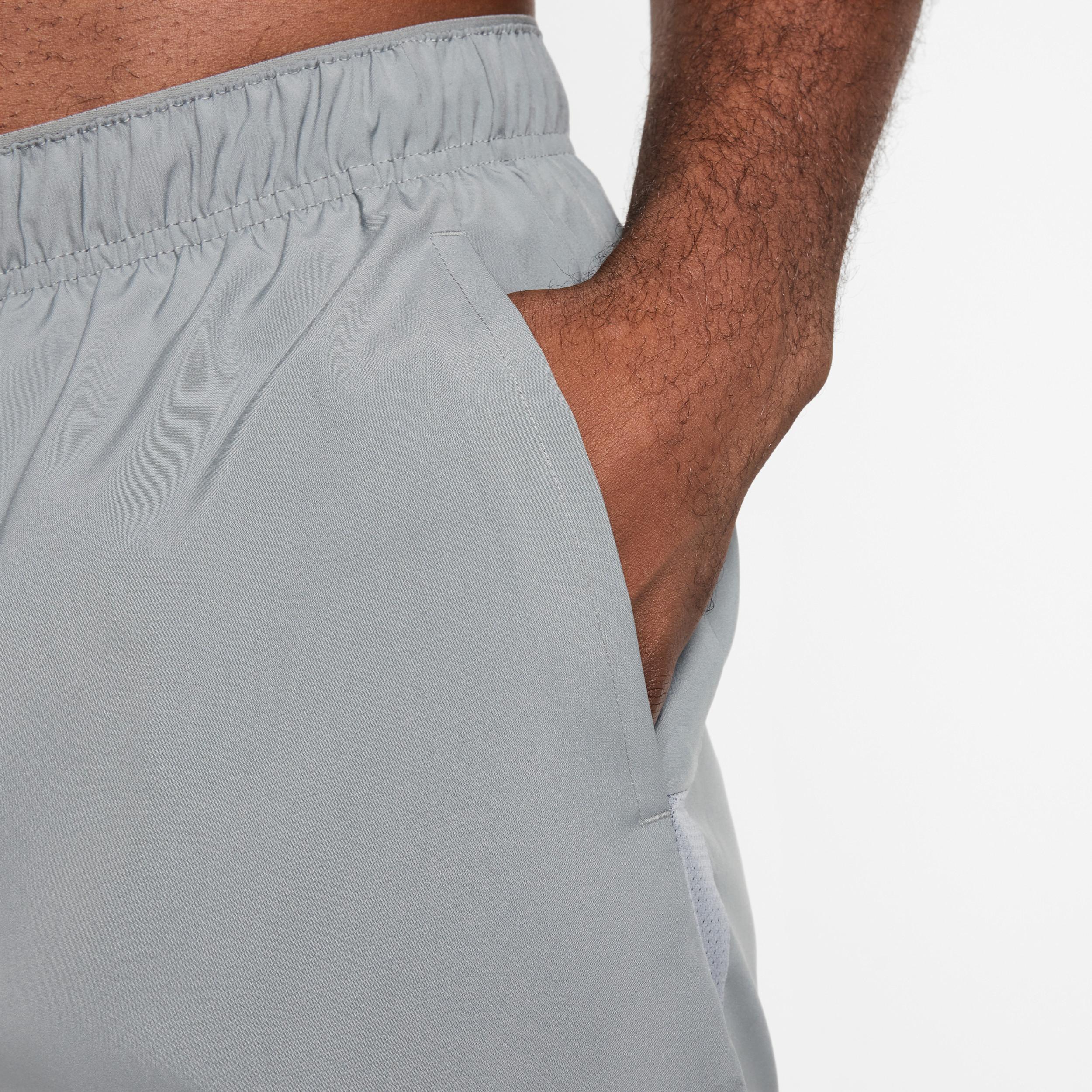 Nike Men's Challenger Dri-FIT 5" 2-in-1 Versatile Shorts Product Image
