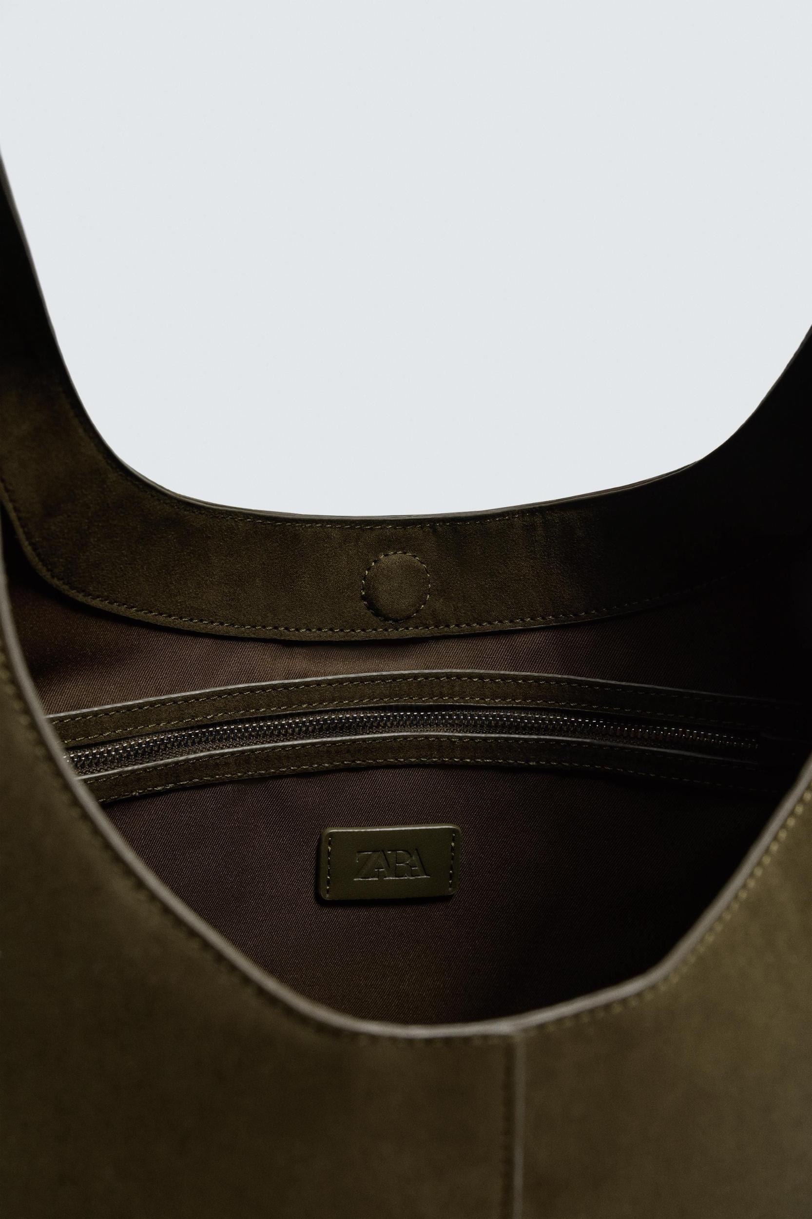 PLAIN SHOULDER BAG Product Image