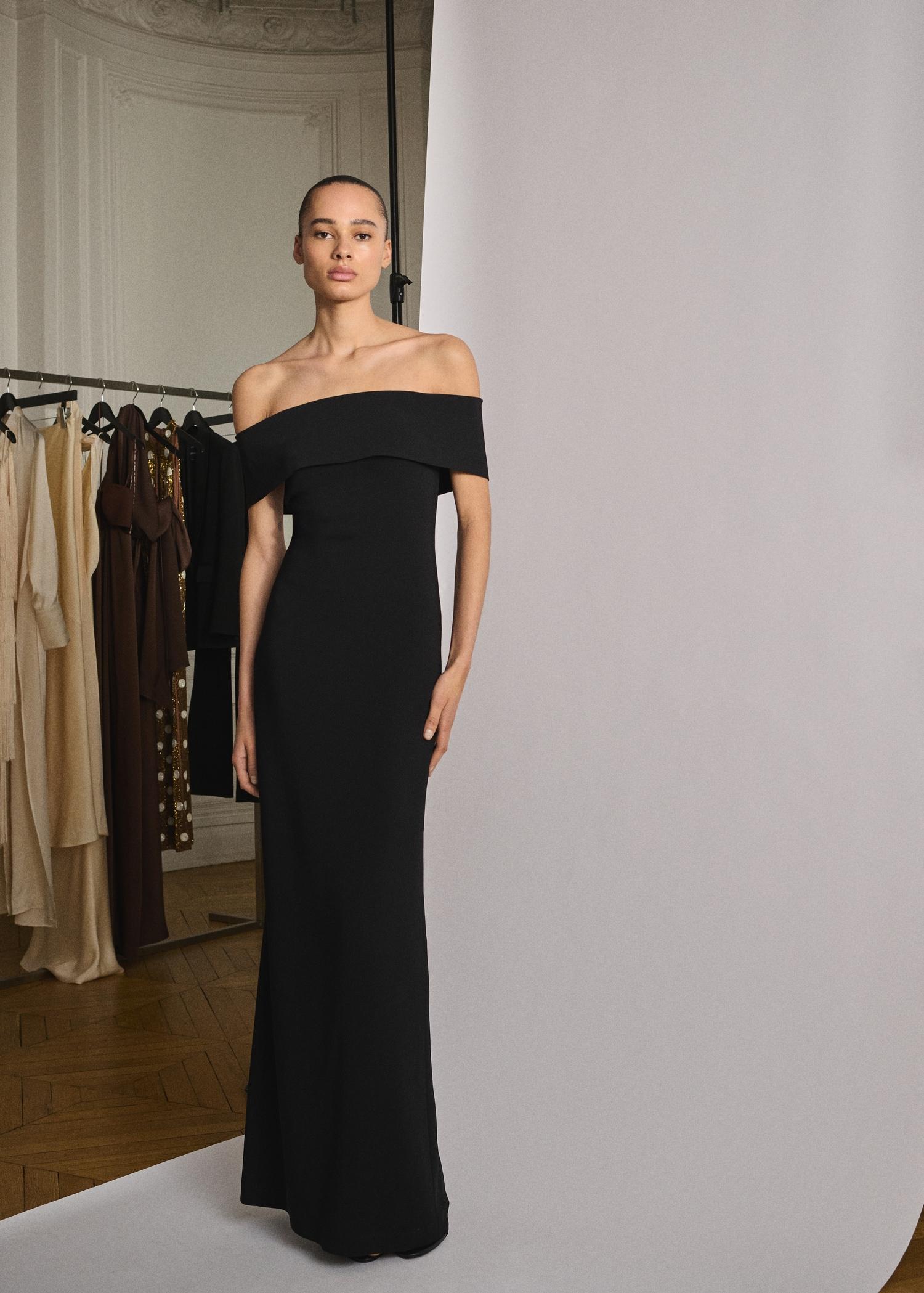 Off-the-shoulder dress with slit detail - Women | MANGO USA Product Image