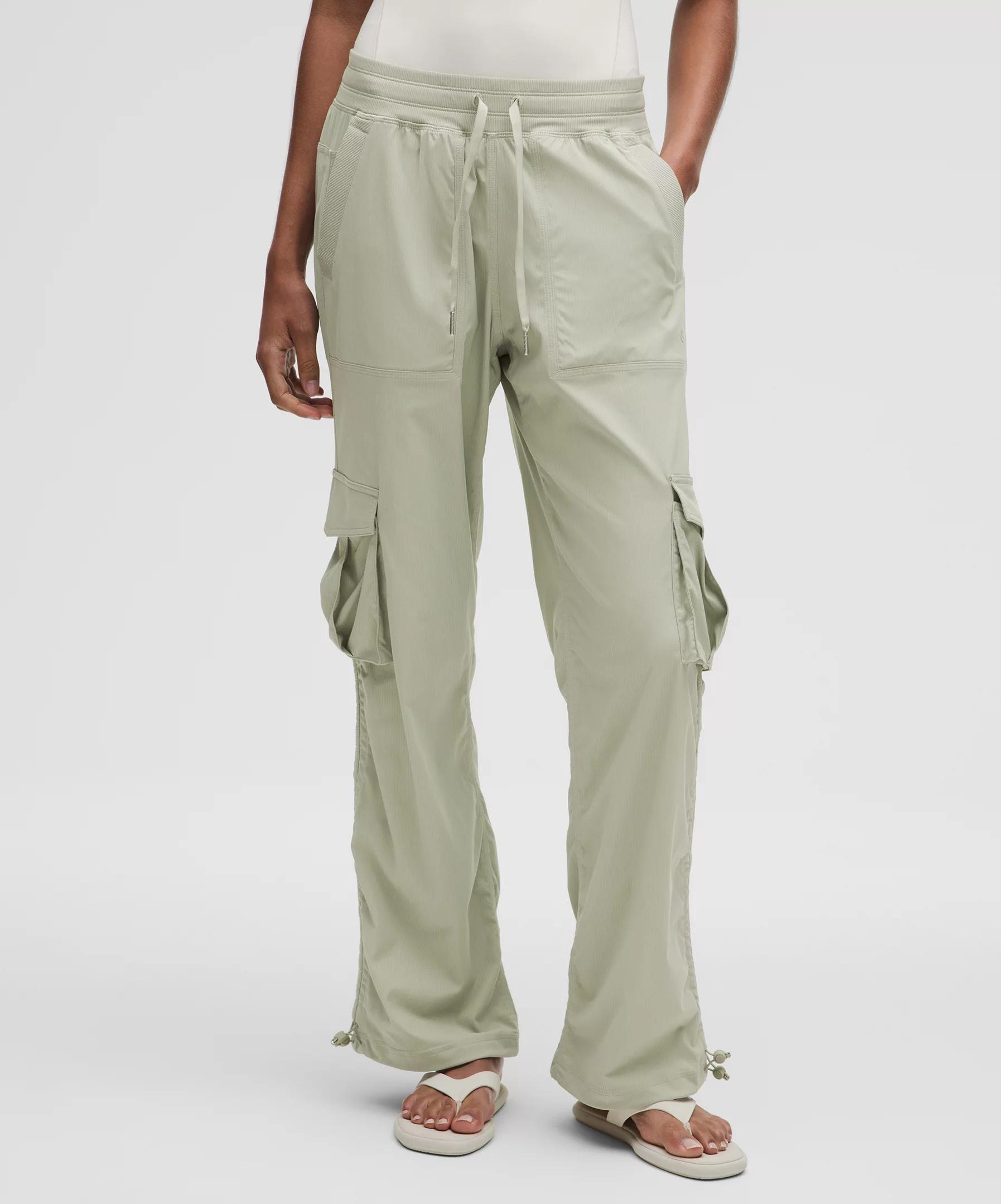 Dance Studio Relaxed-Fit Mid-Rise Cargo Pant Product Image