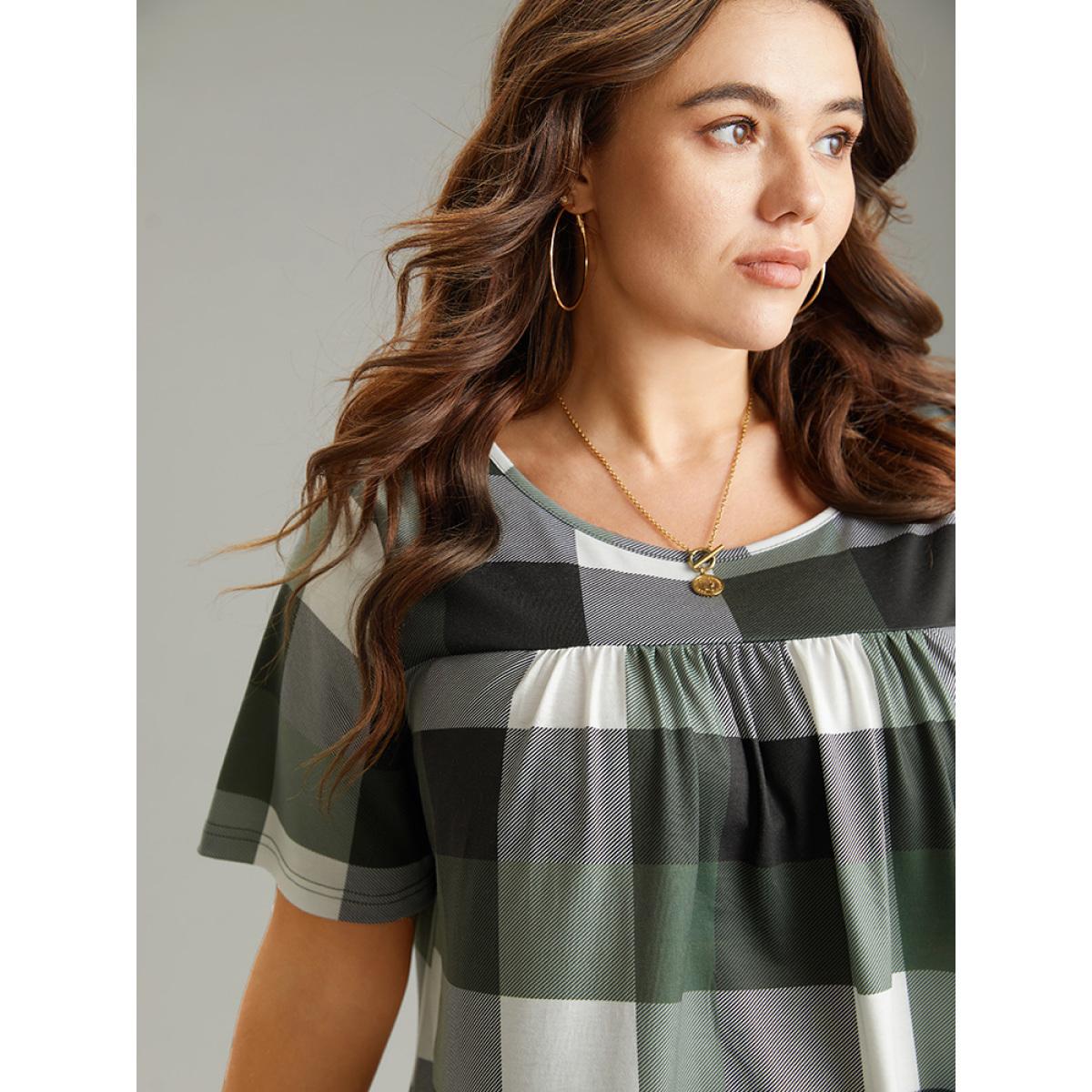 Plus Size Plaid Round Neck Gathered T-shirt Green Women Casual Gathered Plaid Round Neck Everyday T-shirts BloomChic 14-16/1X Product Image