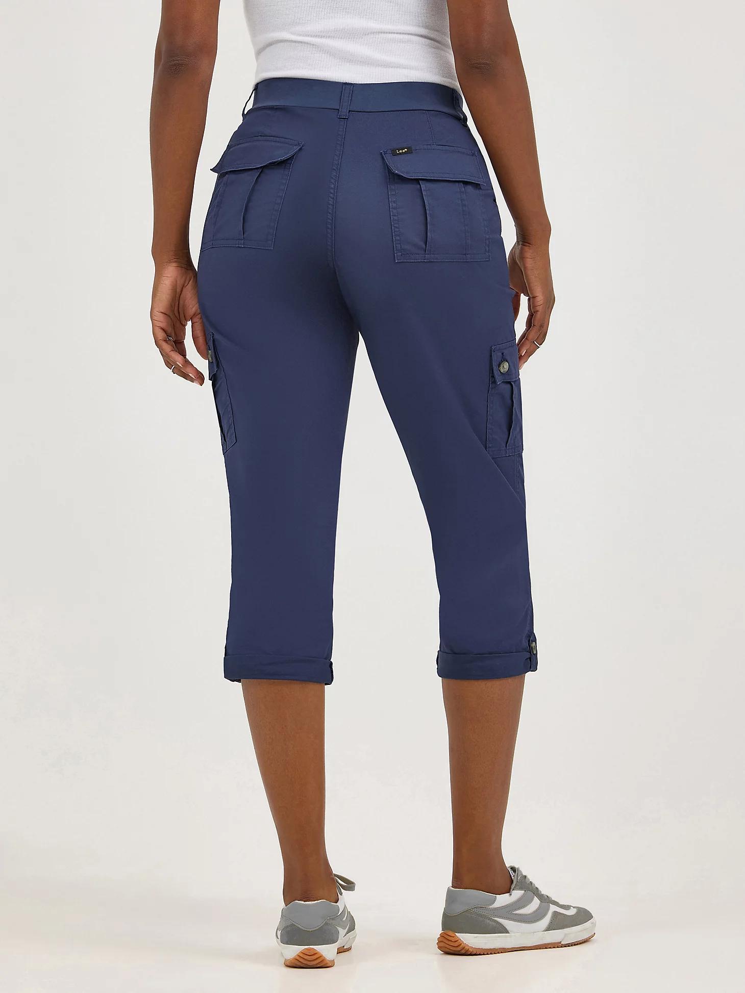 Women's Ultra Lux Comfort with Flex-to-Go Relaxed Fit Cargo Capri | Women's Capris & Crops | Lee® Product Image