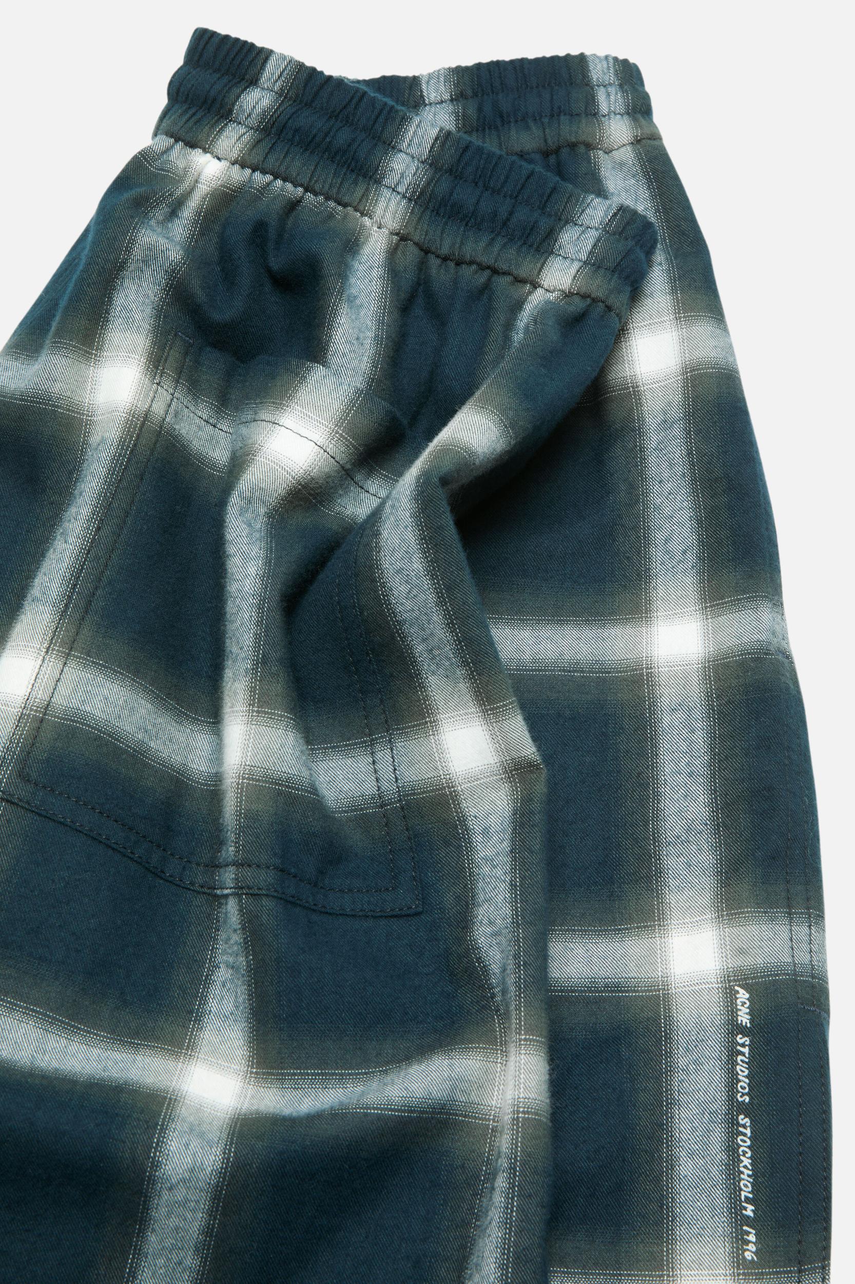 Check shorts Product Image