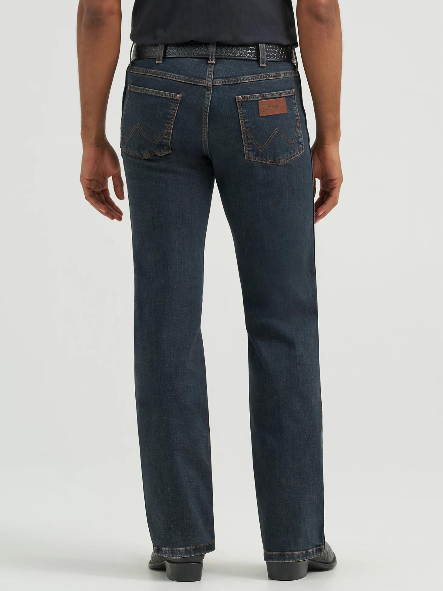 Men's Loose Bootcut Jean in Nightfall Product Image
