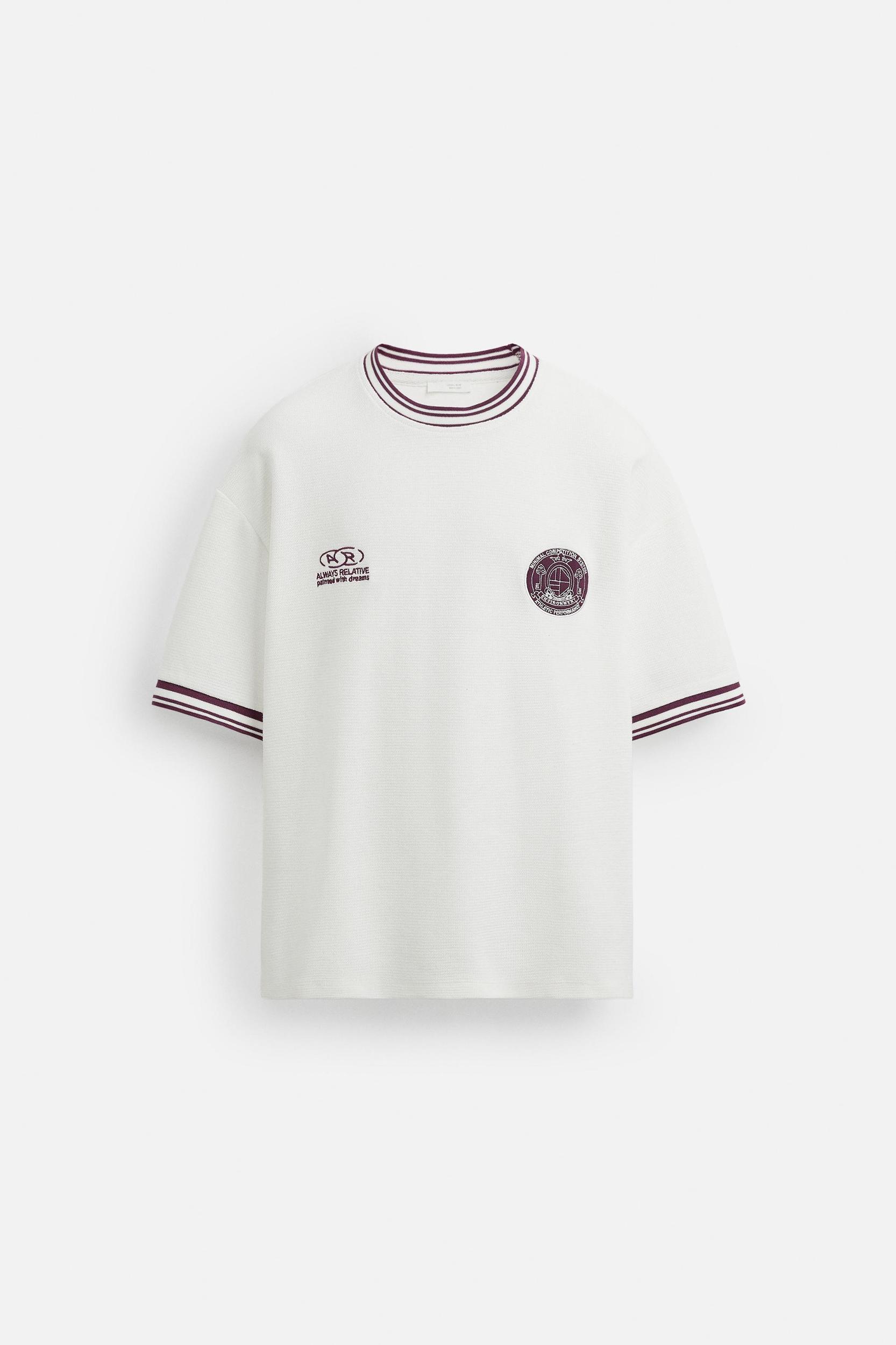 RETRO FOOTBALL STRUCTURE T-SHIRT Product Image