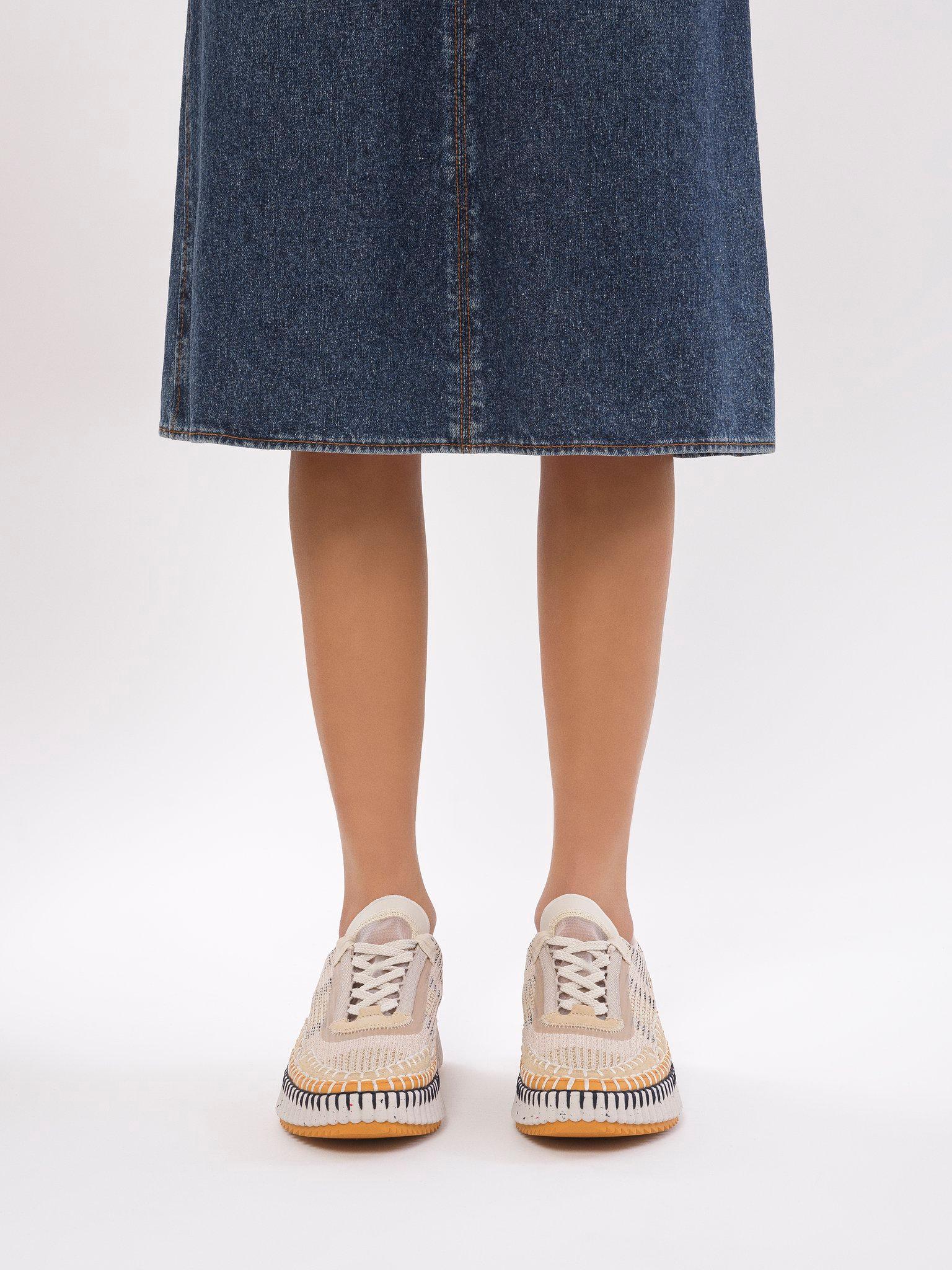 Nama sneaker Product Image