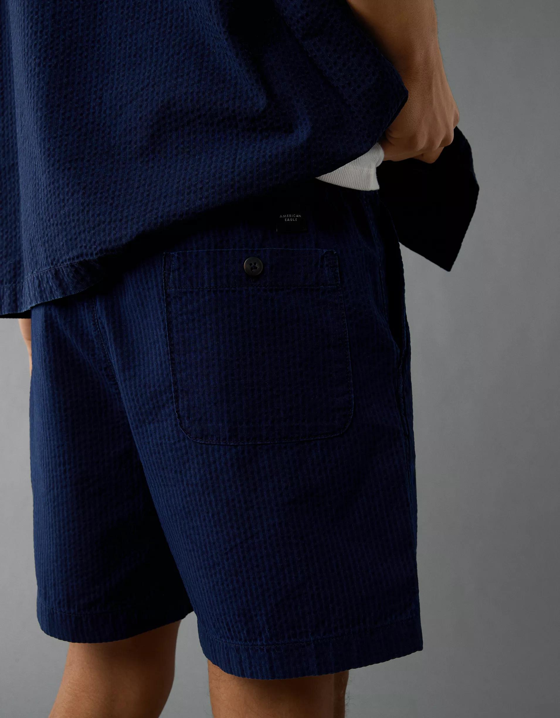 AE 7" Lived-In Trekker Short Product Image