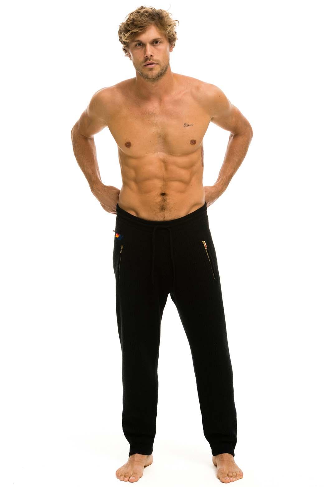 MEN'S VINTAGE CABIN CASHMERE SWEATER PANT	- BLACK Male Product Image