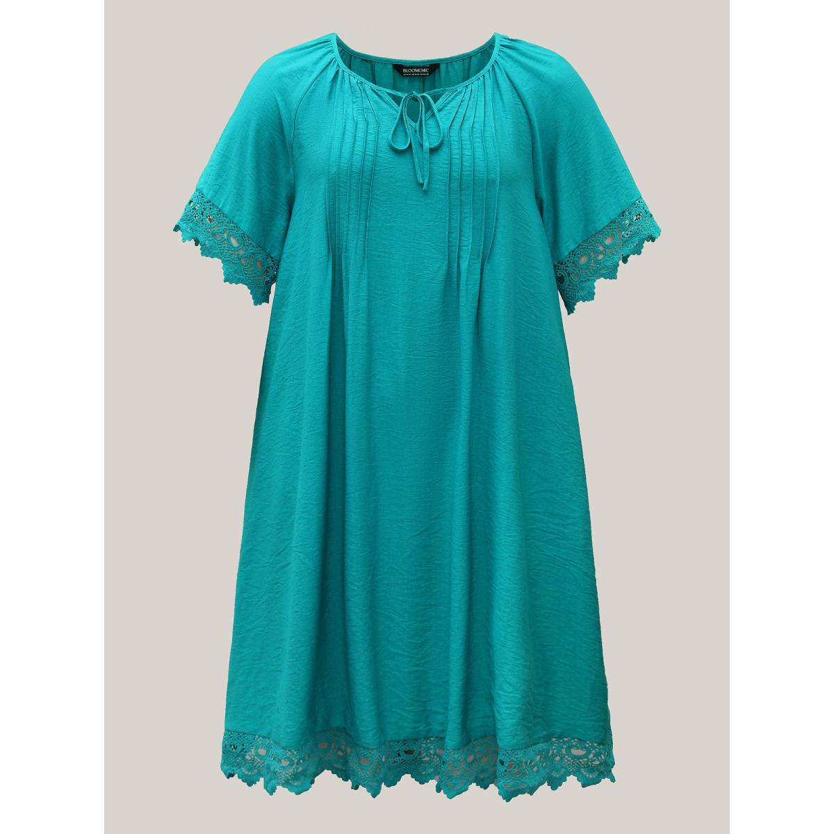 Plus Size Pleated Lace Trim Relaxed Midi Dress Arctic Women Notched collar Short sleeve Curvy BloomChic 14-16/1X Product Image