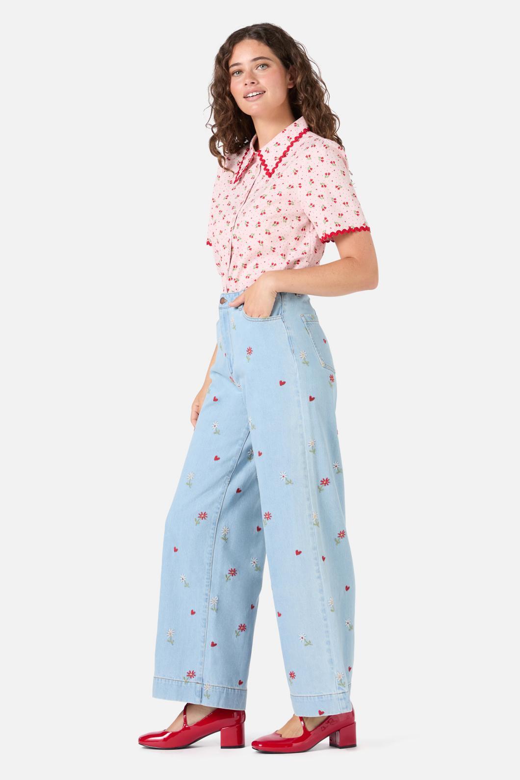 Holly Short Sleeve Blouse Product Image