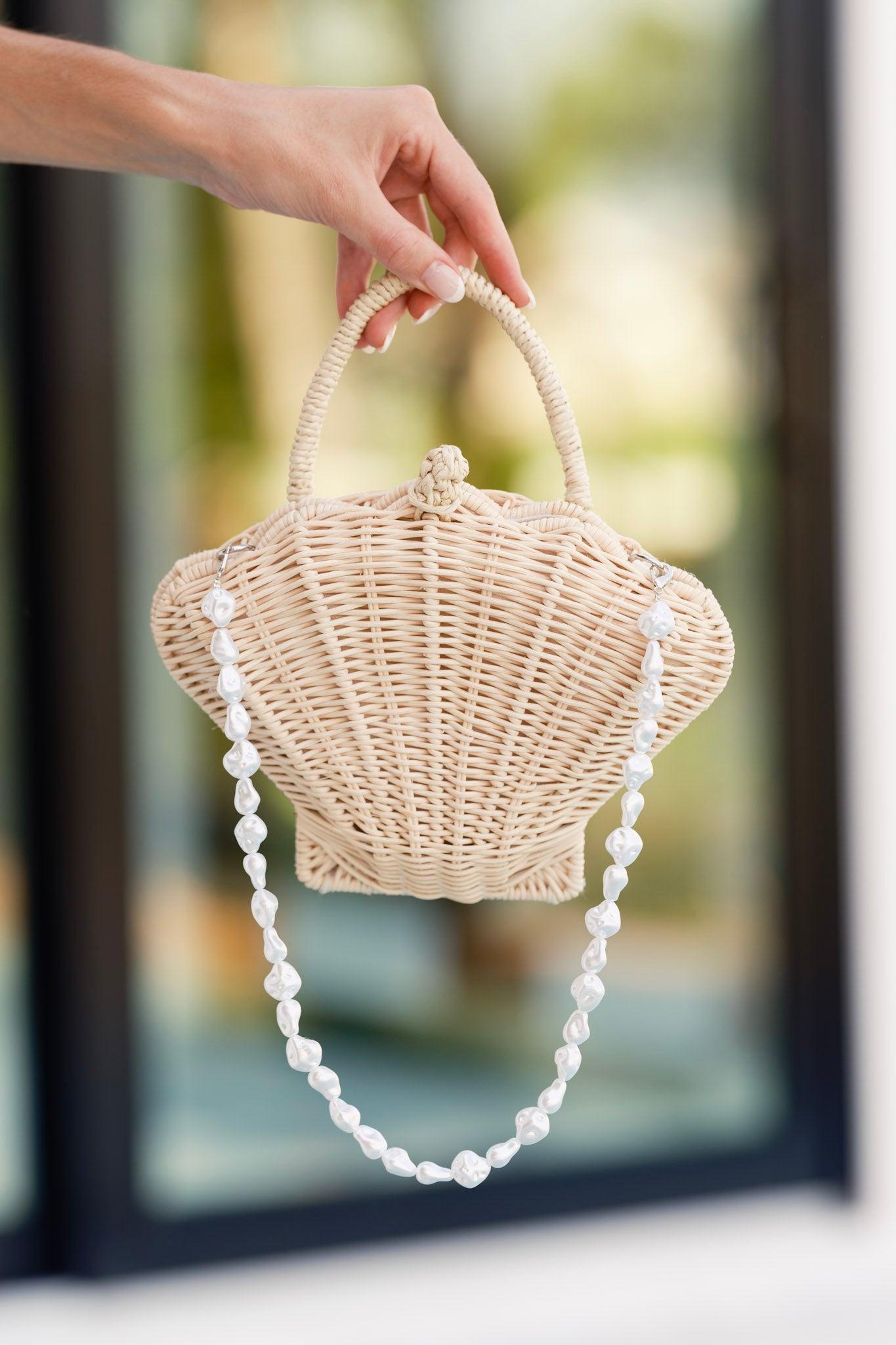 That Sunkissed Glow Ivory Rattan Structured Seashell Handbag Product Image