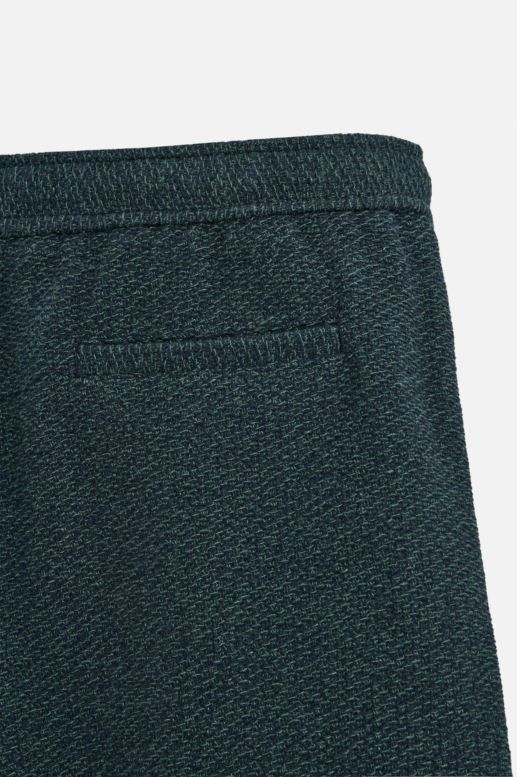 TEXTURED REGULAR FIT SHORTS Product Image