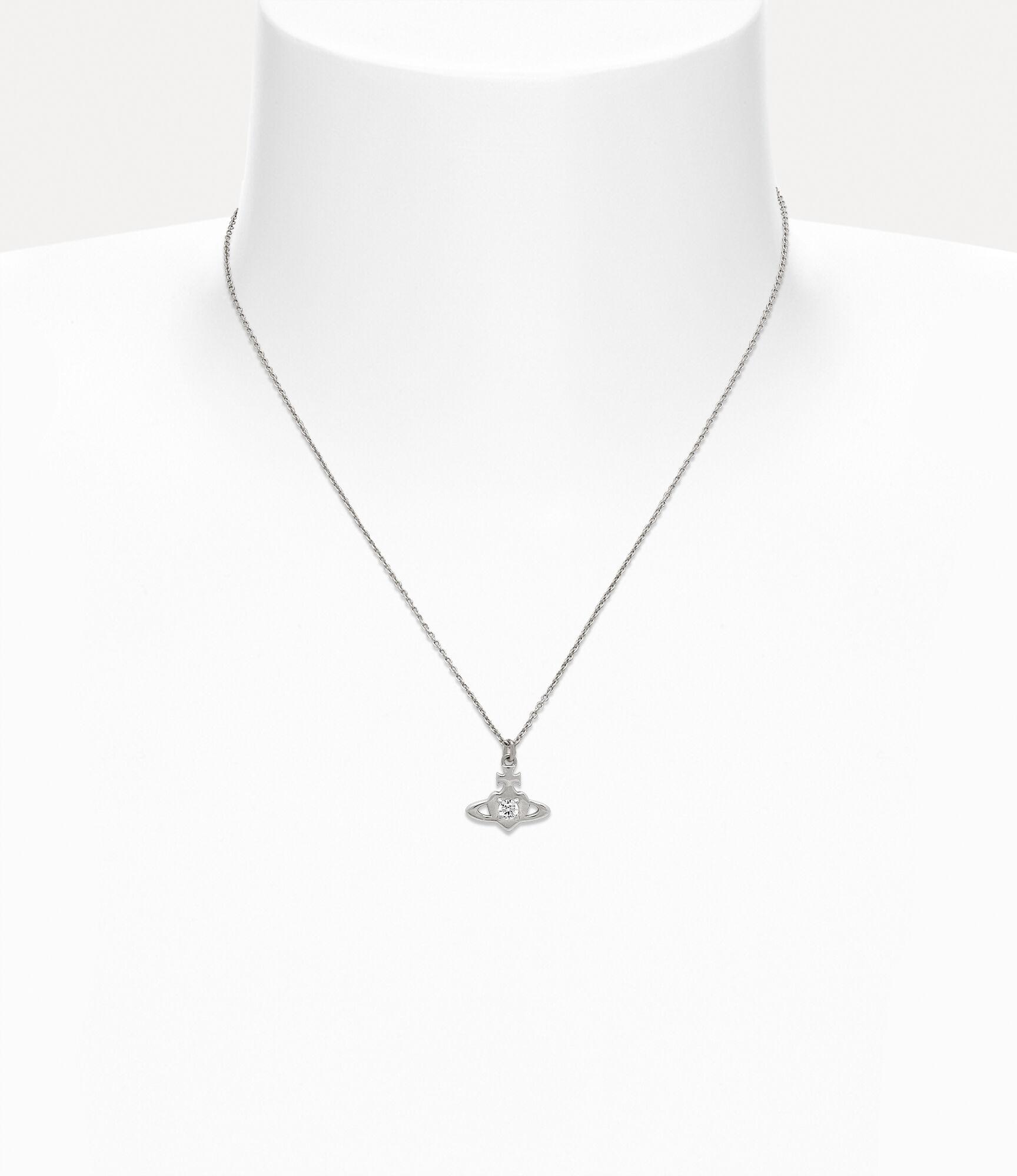 Noella Pendant Necklace Product Image