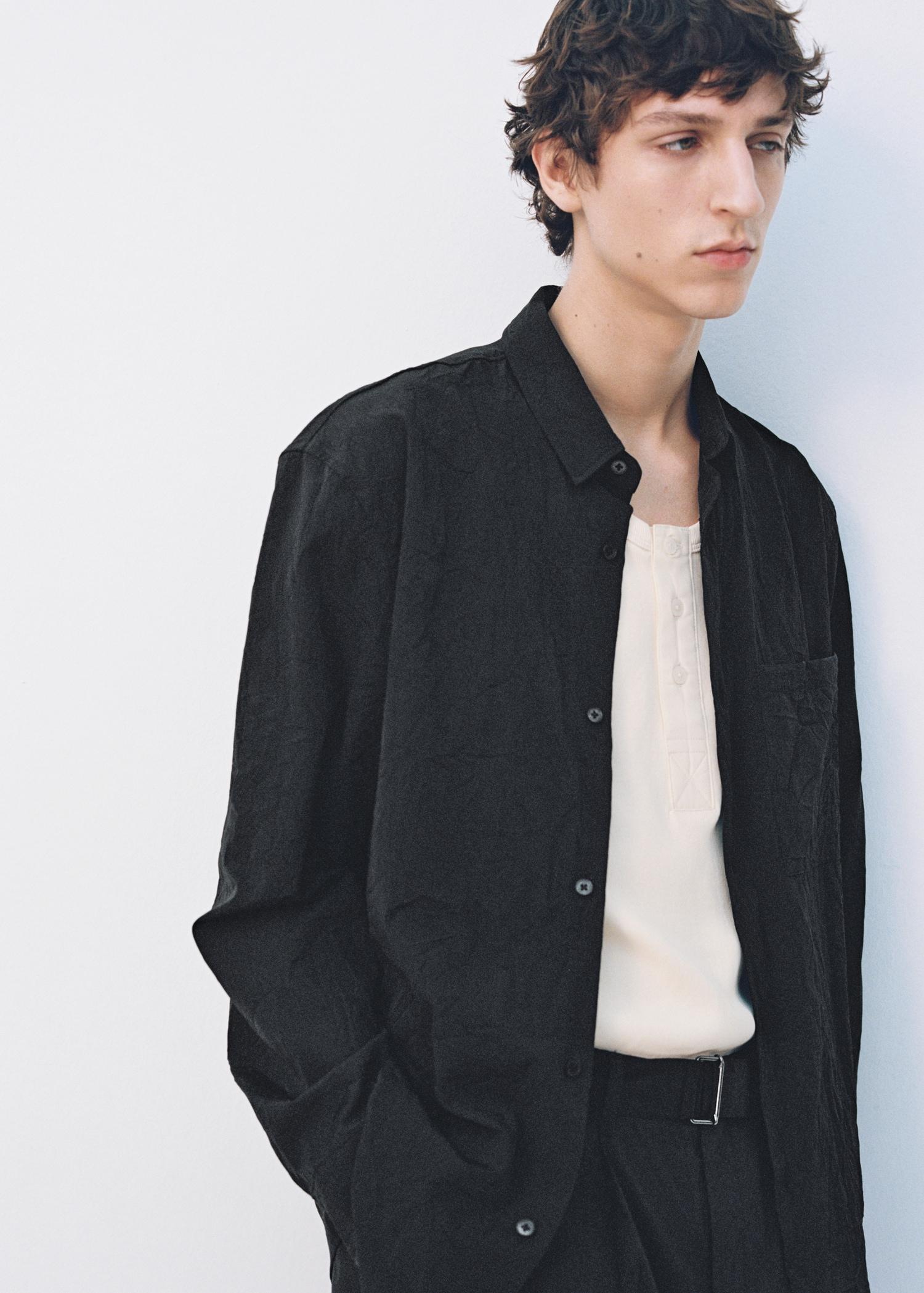 Creased-effect shirt - Men | MANGO USA Product Image