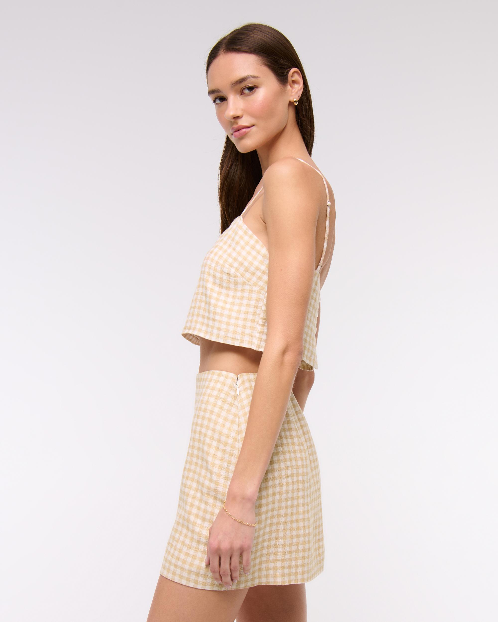 The A&F Scarlett Curve Love Linen-Blend Mini Skort Product Image