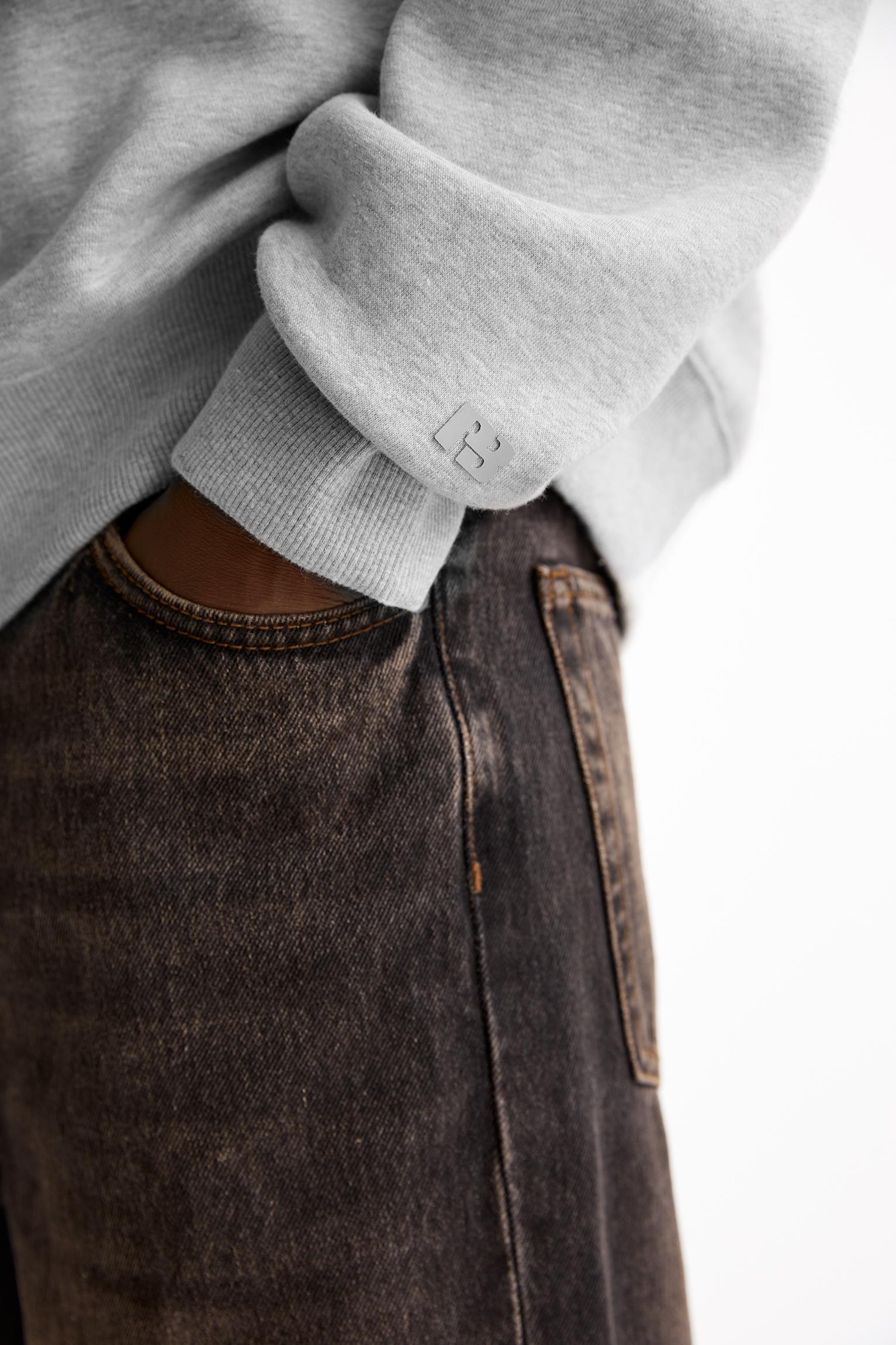 Basic crew neck sweatshirt Product Image