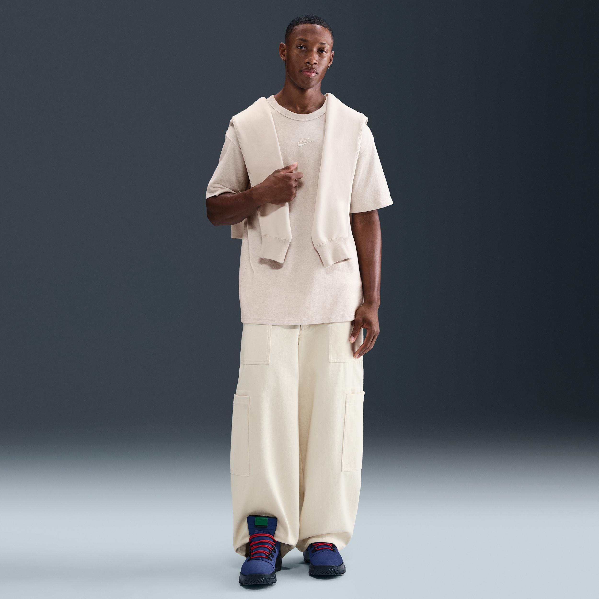 Mens Nike Sportswear Premium Essentials T-Shirt | DO7392-074 Product Image