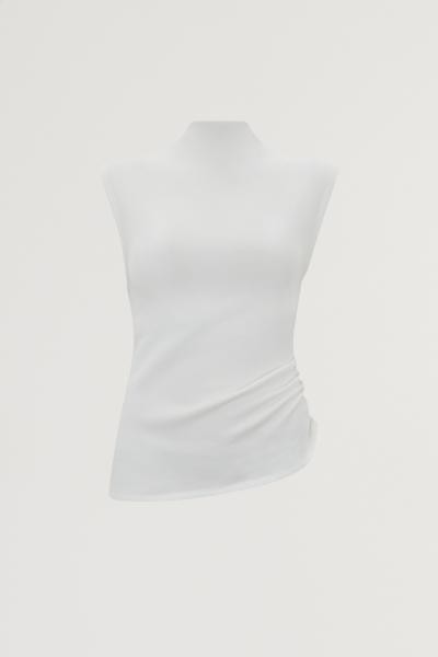 Sleeveless Knitted Top Product Image