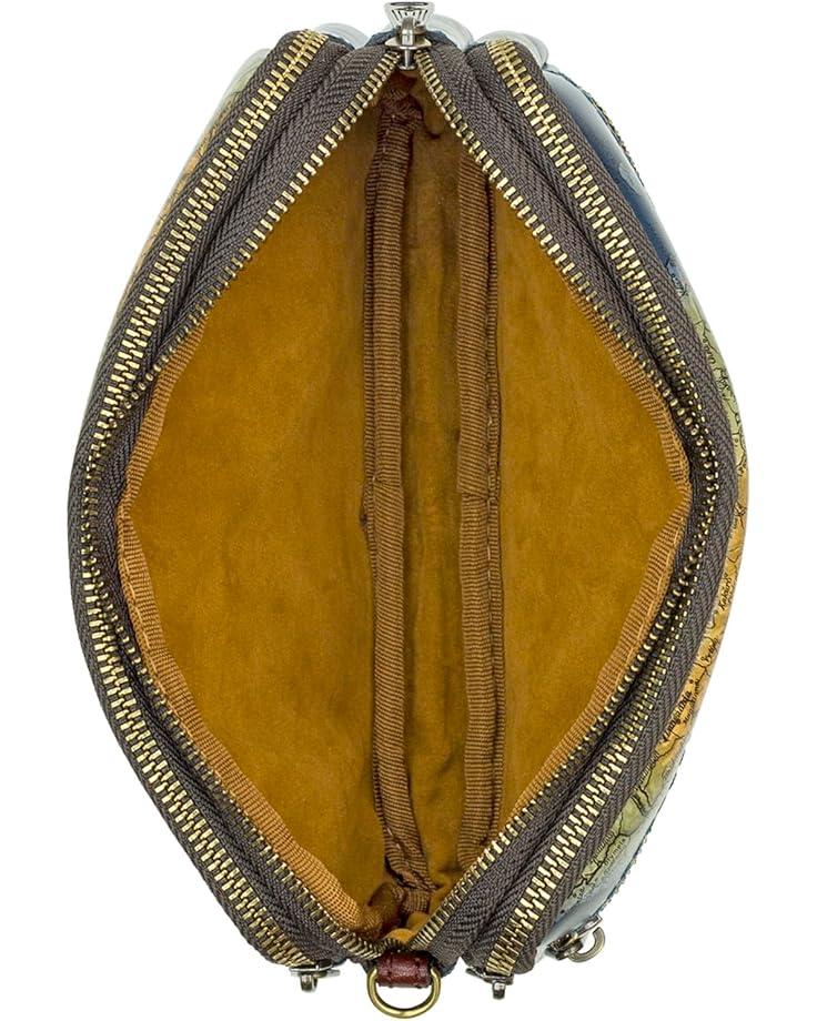 Sable Wristlet Product Image