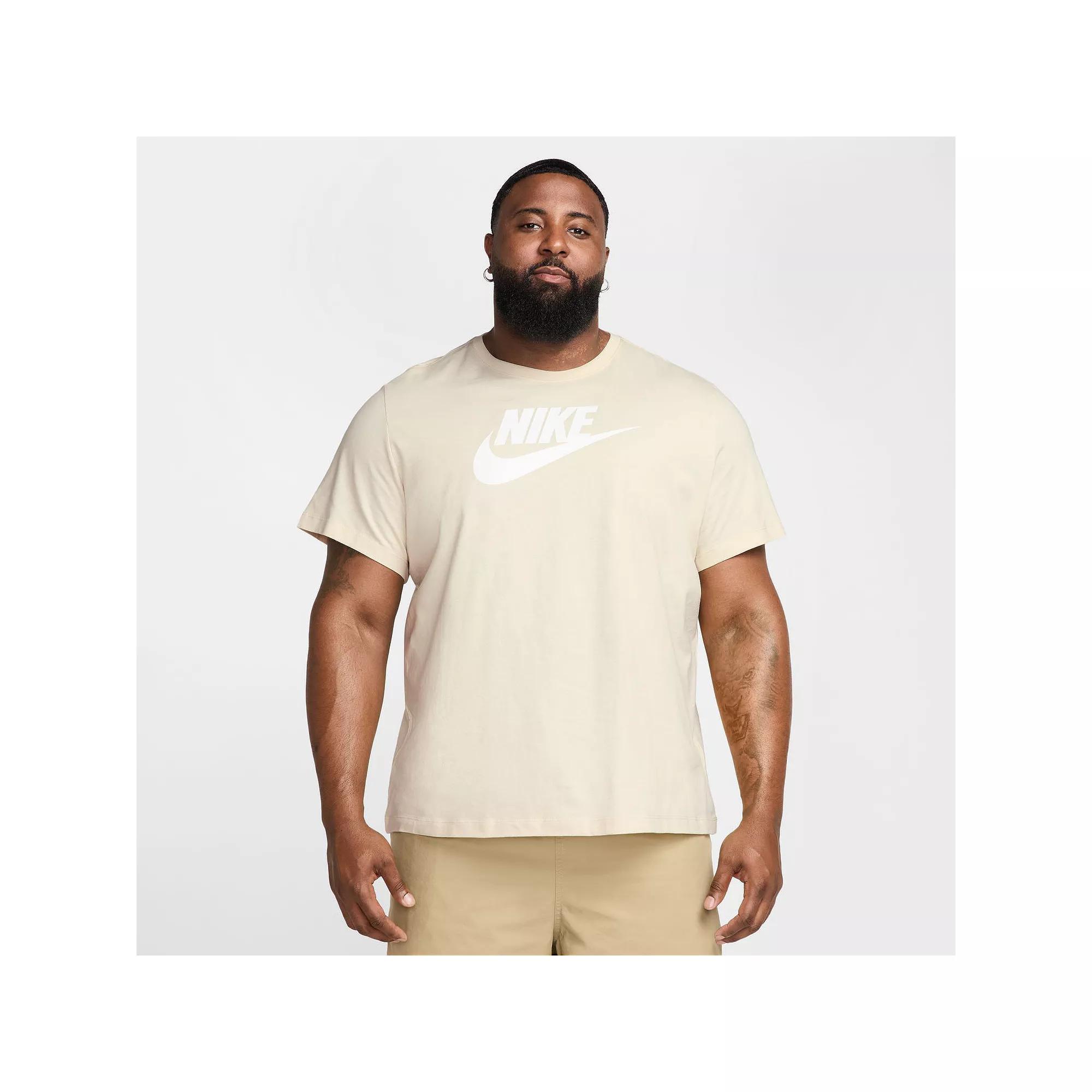 Nike Sportswear Men's T-Shirt Product Image