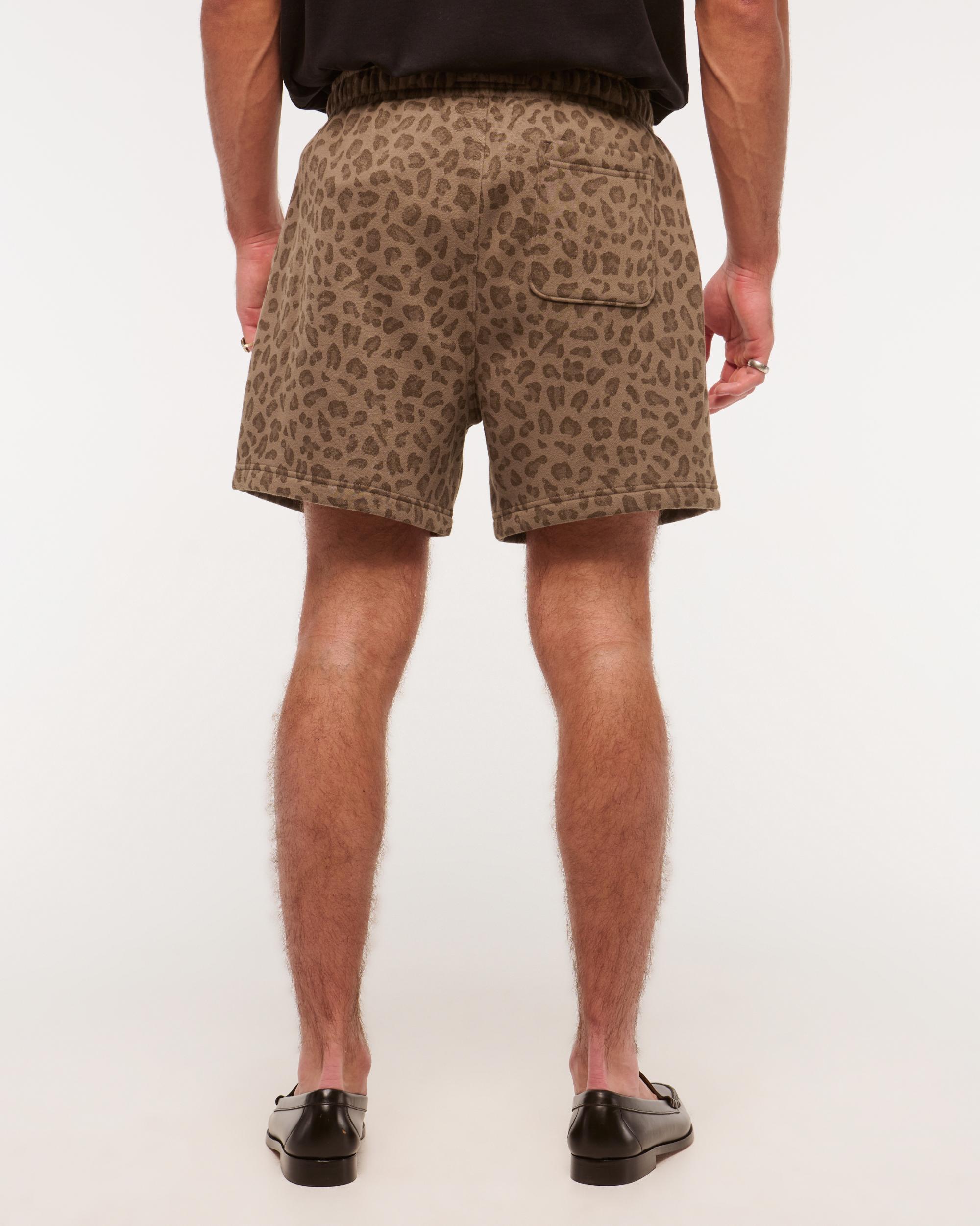 Essential Short Product Image