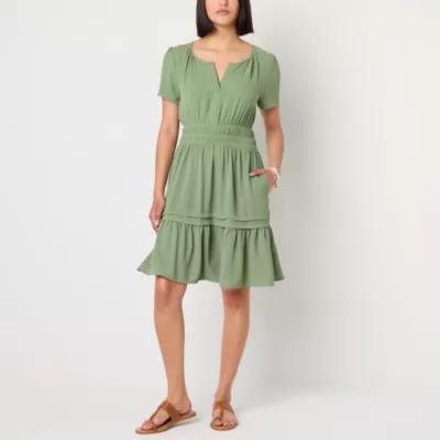 Be by CHETTA B Womens Short Sleeve Fit + Flare Dress Product Image