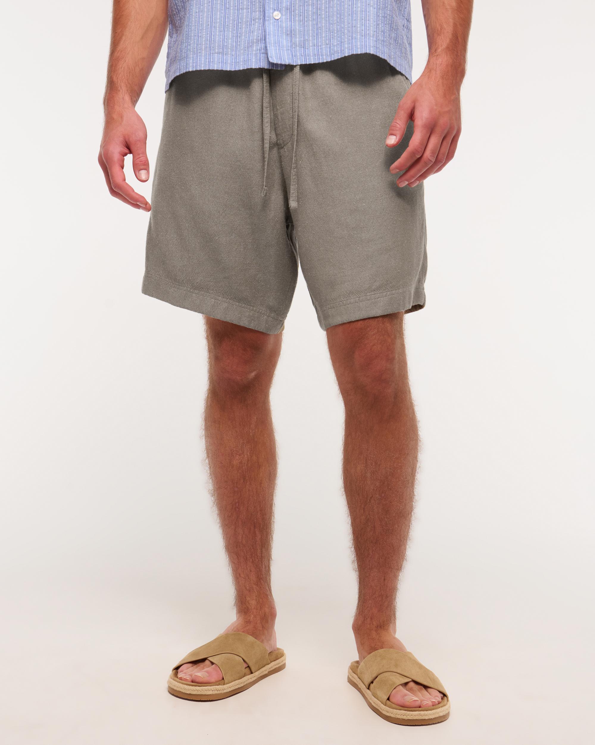 Relaxed Linen-Blend Pull-On Short Product Image