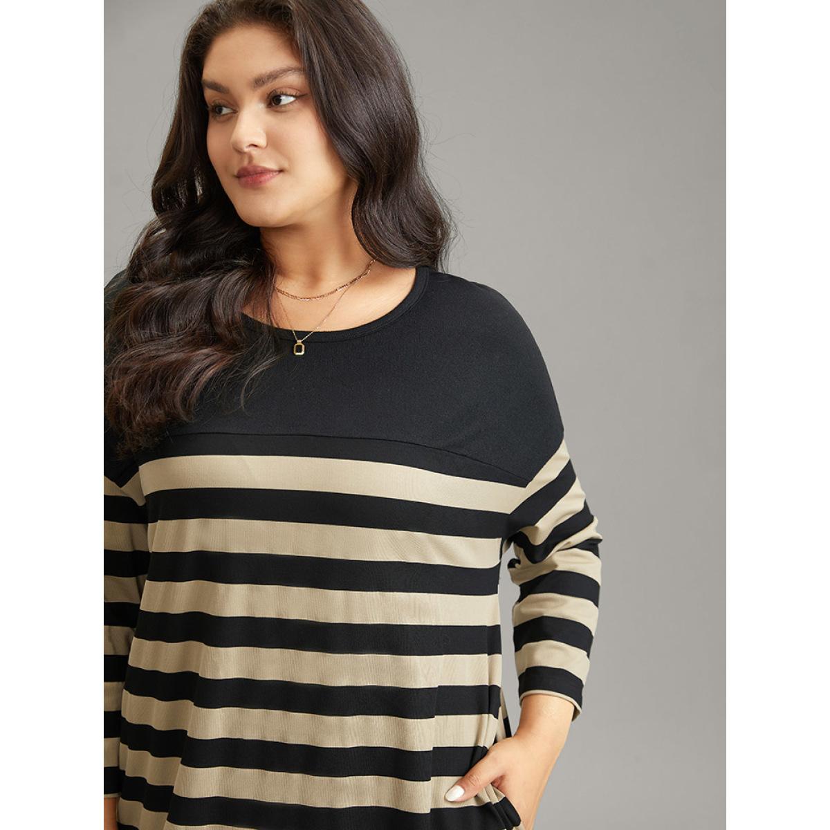 Plus Size Contrast Striped Pocket Knit Dress Black Women Casual Contrast Round Neck Long Sleeve Curvy Midi Dress BloomChic 28/5X Product Image