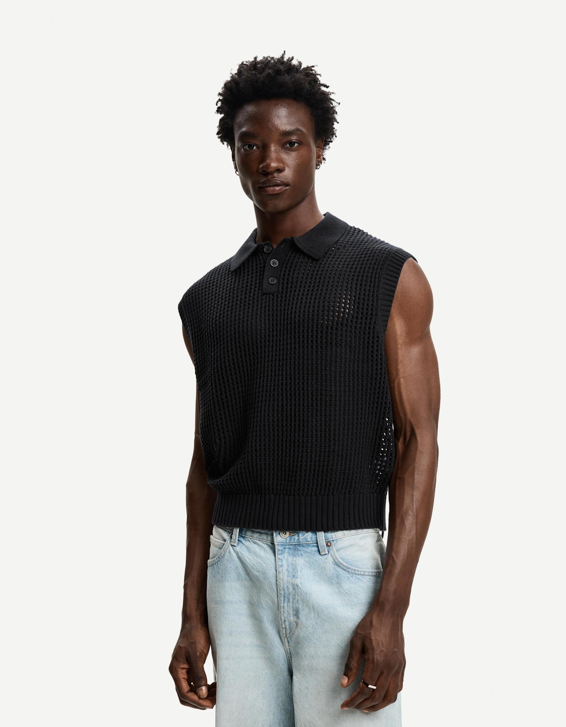 Mesh waistcoat with a buttoned polo collar Product Image