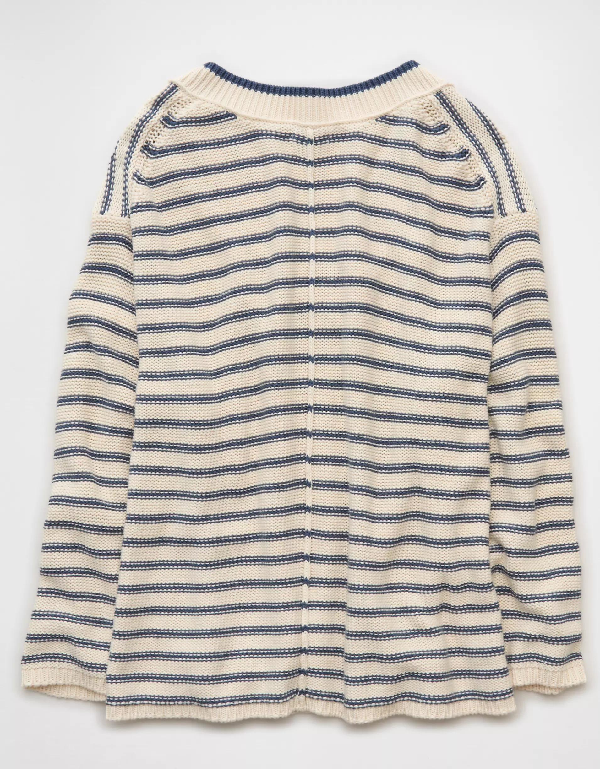 AE Big Hug V-Neck Sweater Product Image