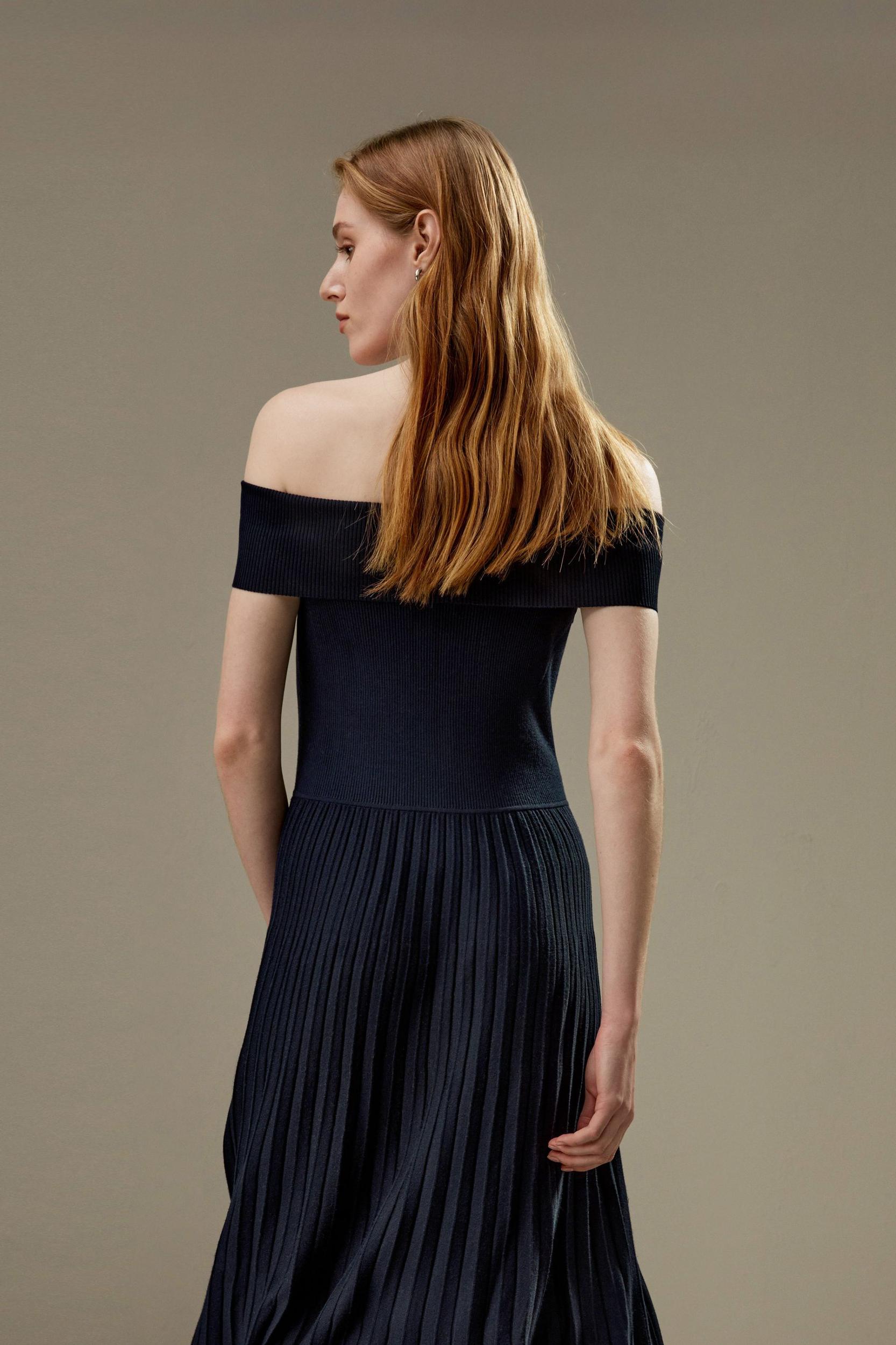 Off-Shoulder Hybrid Pleated Dress Product Image