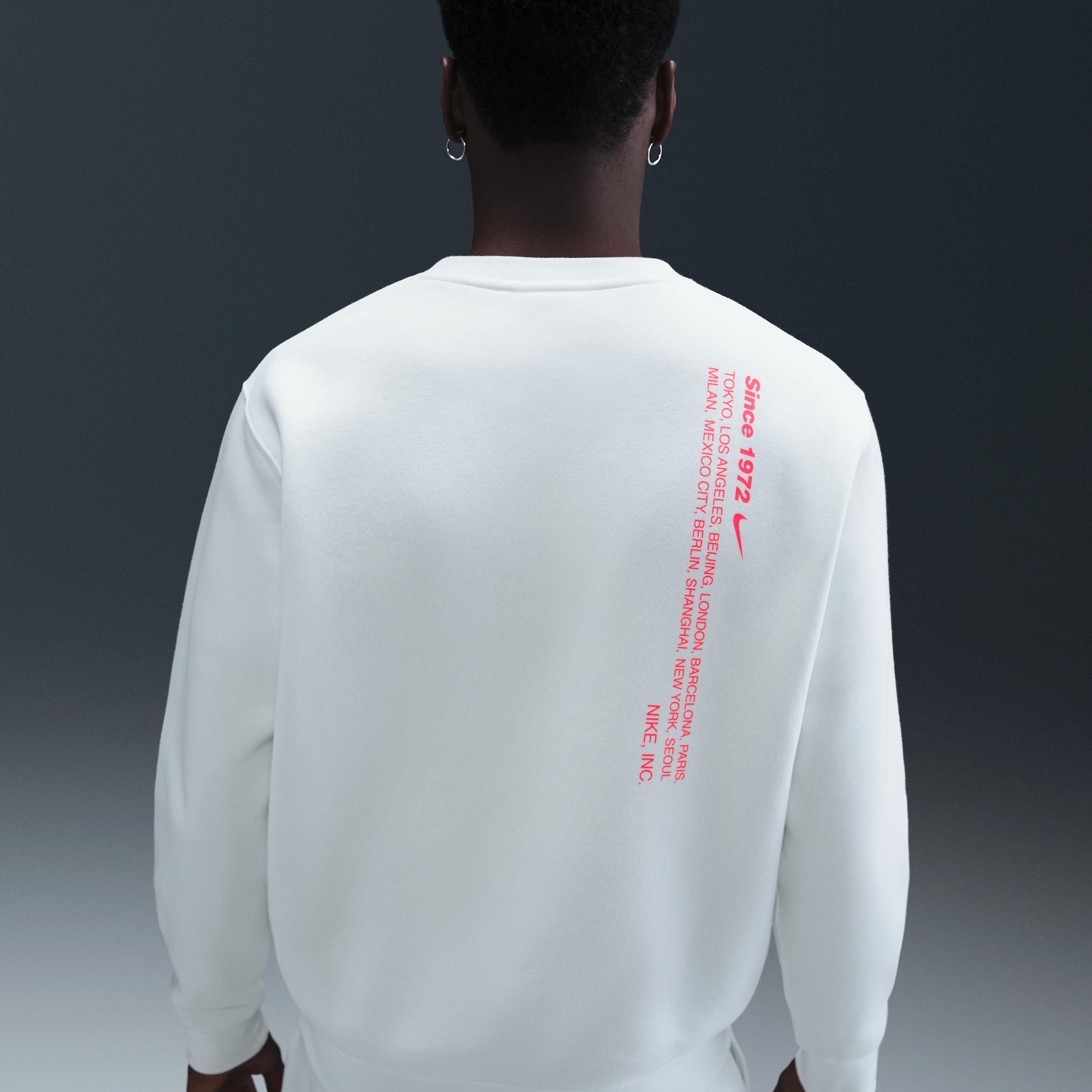 Mens Nike Sportswear Club Fleece Crew | IH4246-121 Product Image