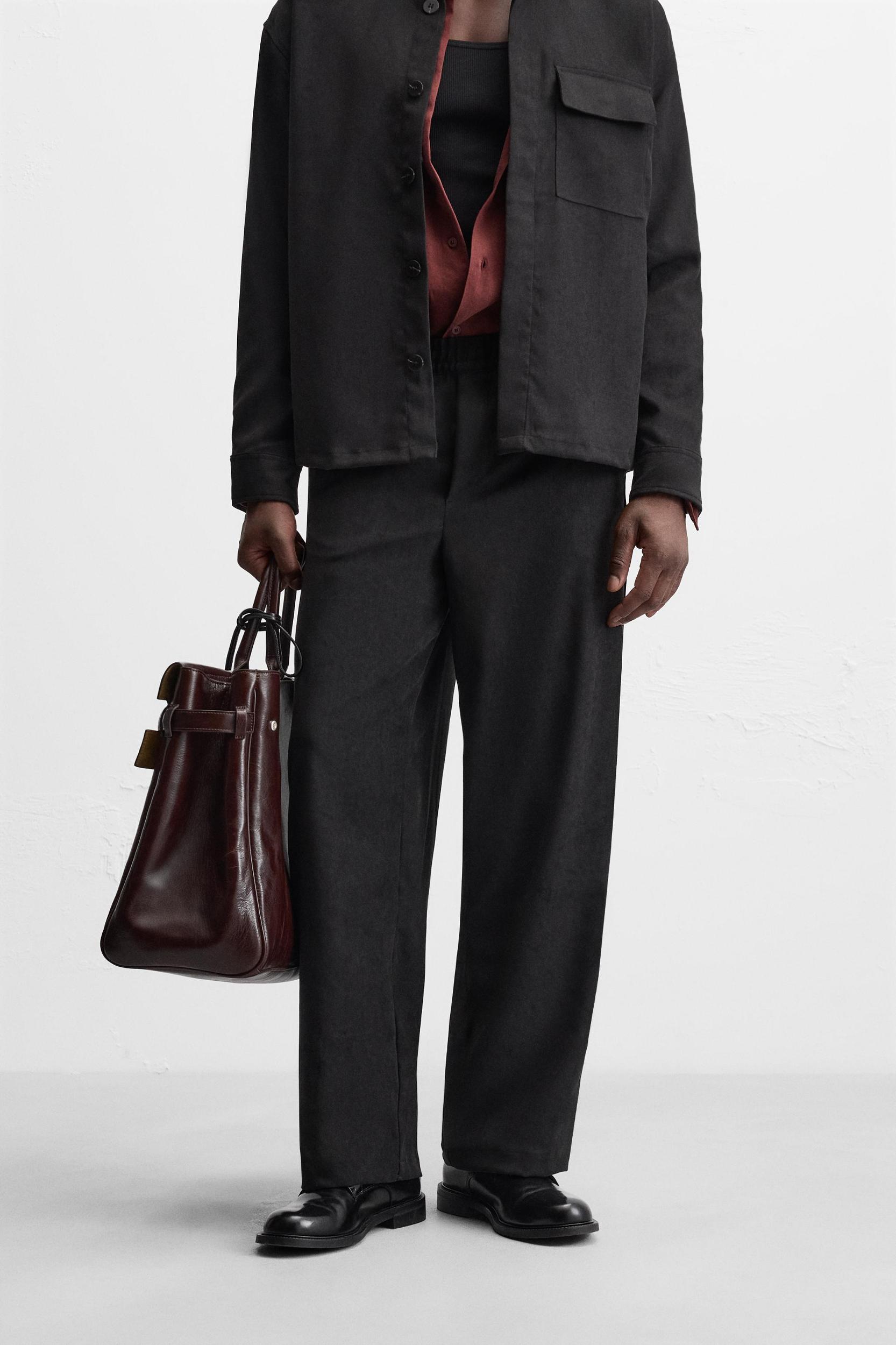 JOGGER WAIST PANTS Product Image