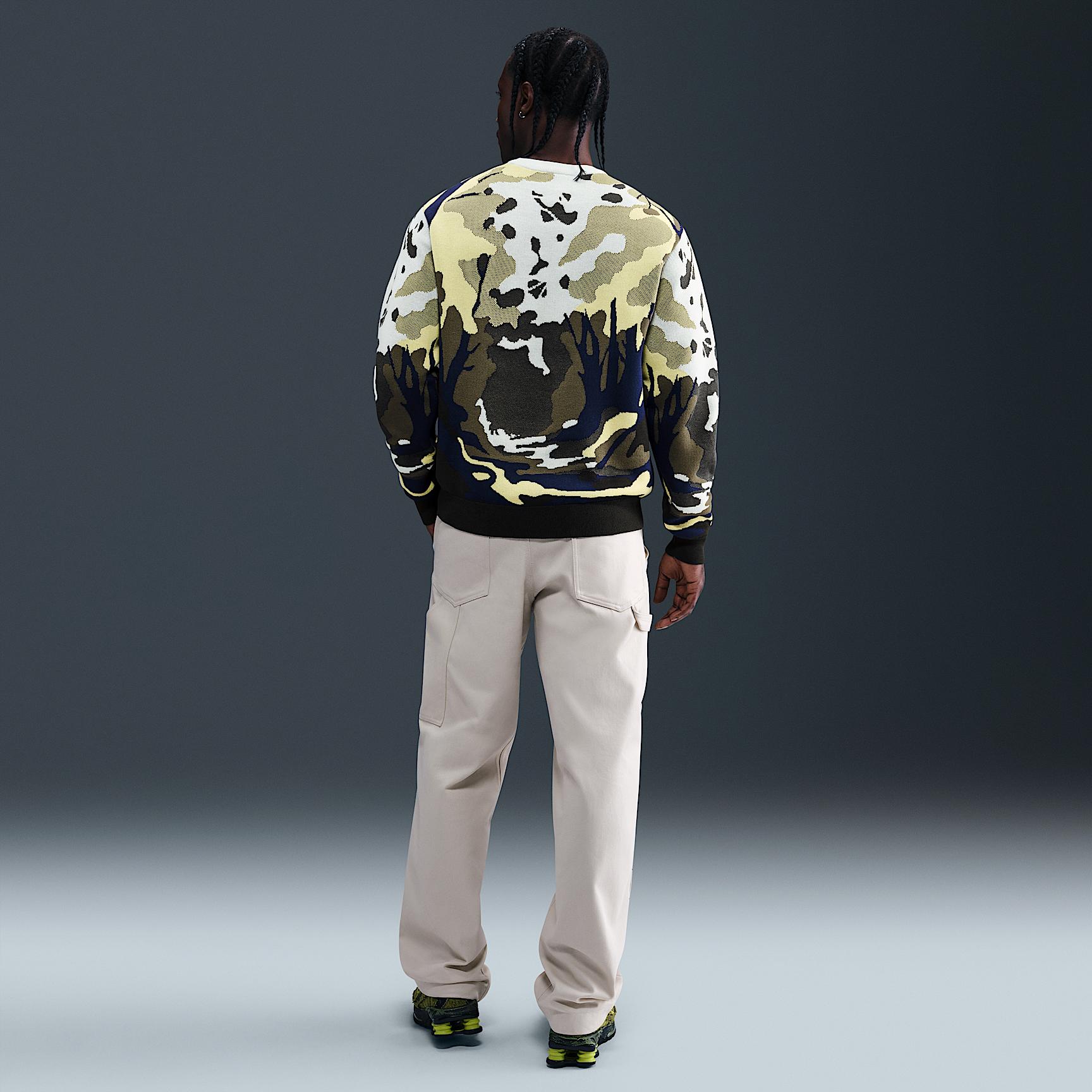 Nike Men's Life Wilderness Sweater Product Image