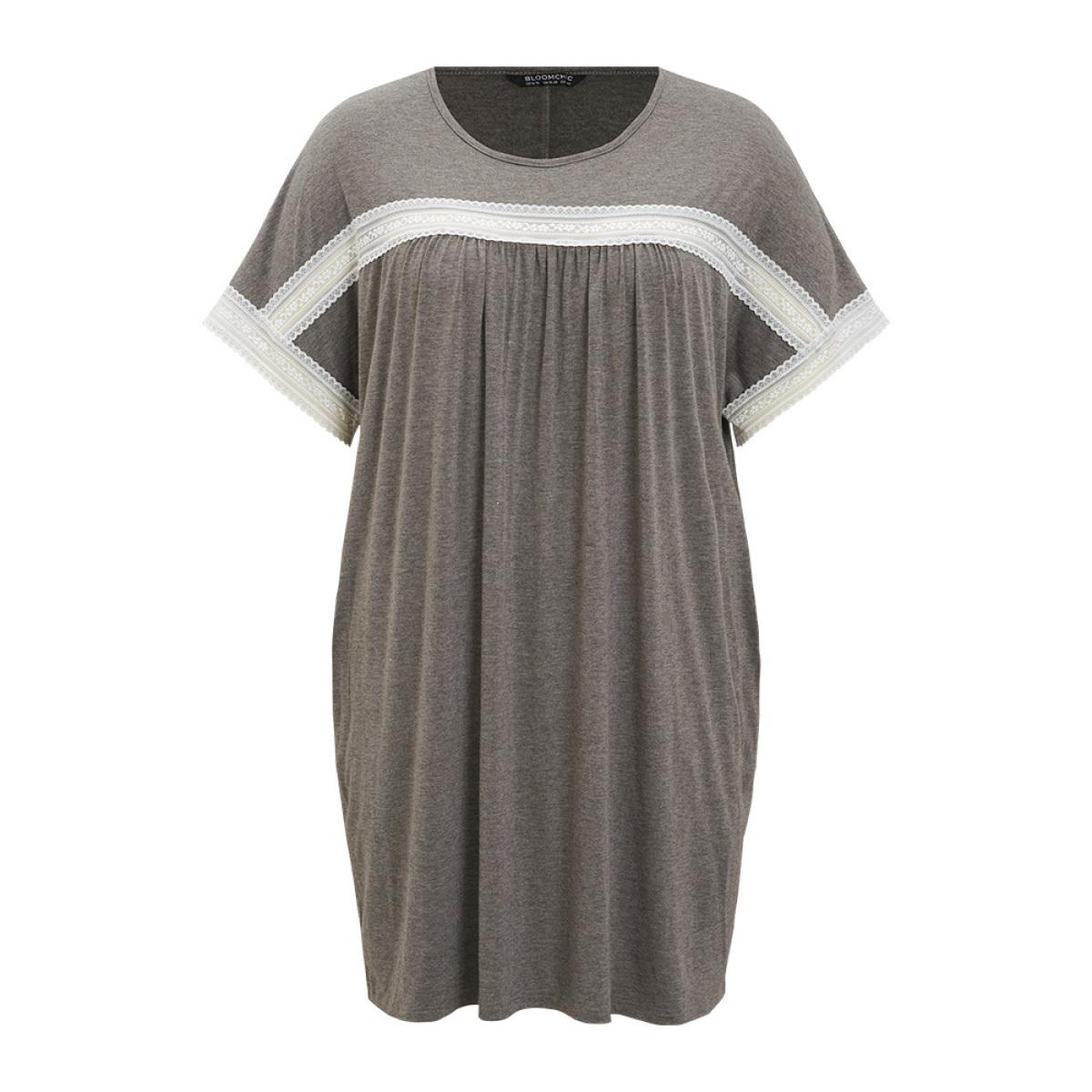 Plus Size Plain Lace Batwing Sleeve Pocket Gathered Dress DimGray Women Casual Gathered Round Neck Short sleeve Curvy Knee Dress BloomChic 28/5X Product Image